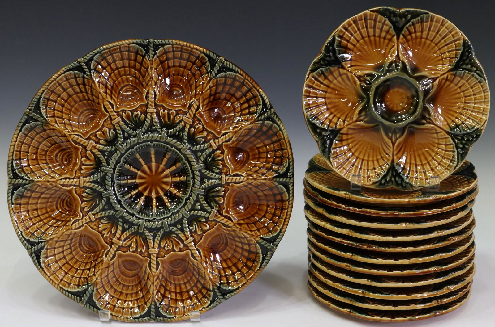 (13) FRENCH SARREGUEMINES MAJOLICA OYSTER SERVICE (1 of 4)