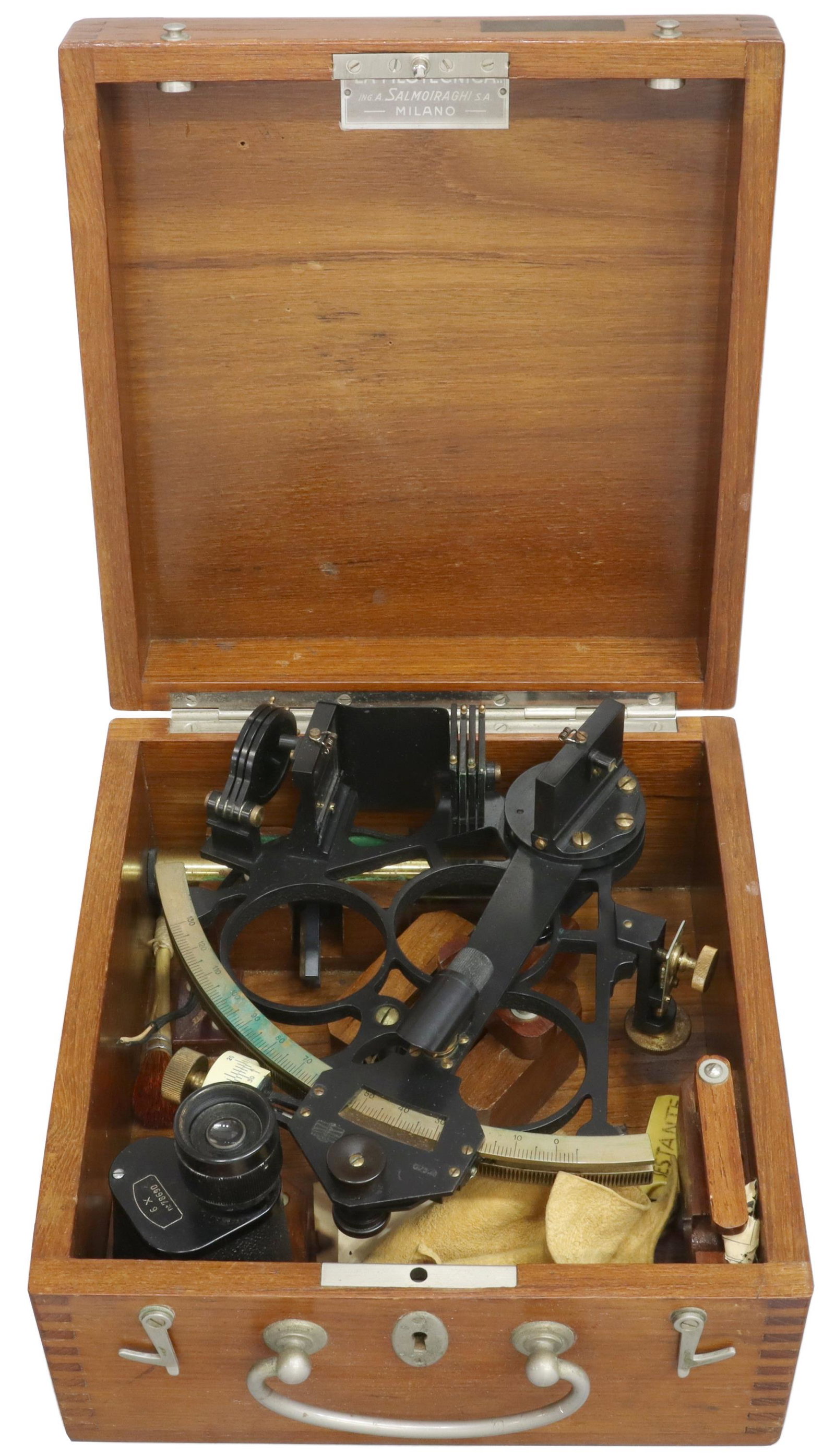 ITALIAN LA FILOTECNICA SALMOIRAGHI MARINE SEXTANT: Italian marine sextant, La Filotecnica Salmoiraghi, Milano, first half 20th c., with 6x monocular, inverting scope, housed in wood case, approx 5.75"h, 9.75"w, 10.25"d, 9.5lbs Start Price: $150.00