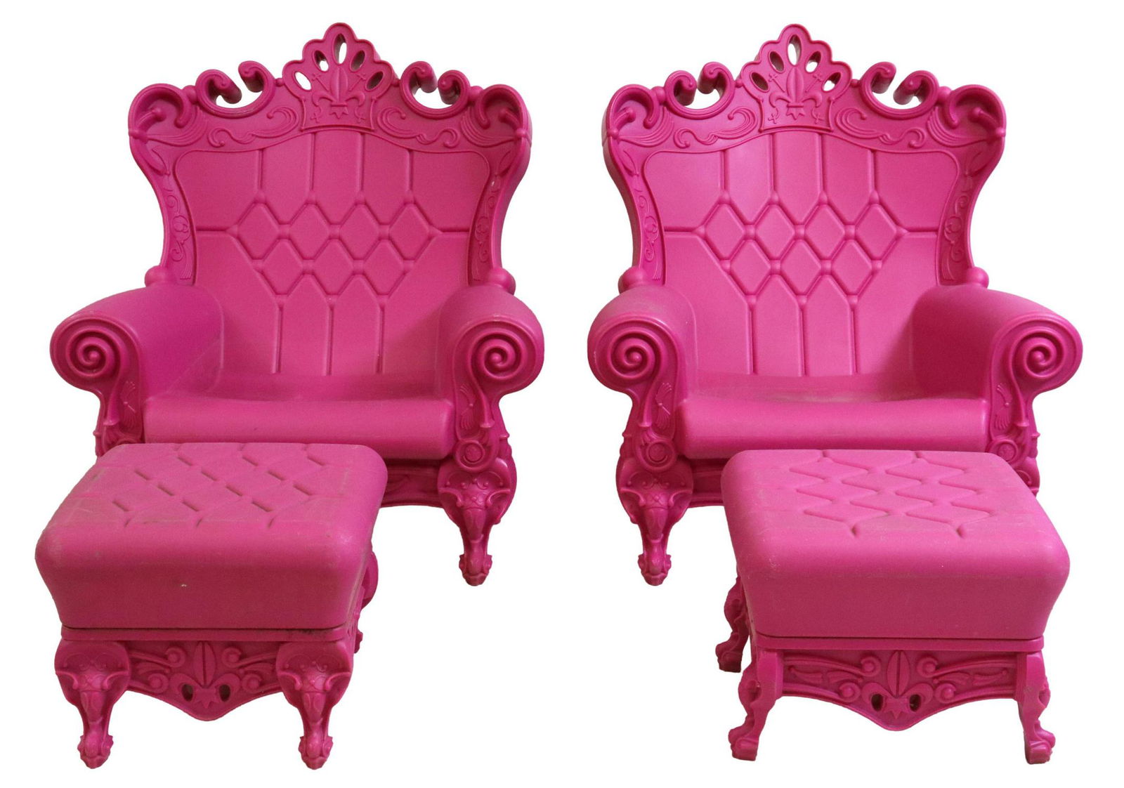 4) GRAZIANO MORO & RENATO PIGATTE QUEEN CHAIRS (1 of 7)