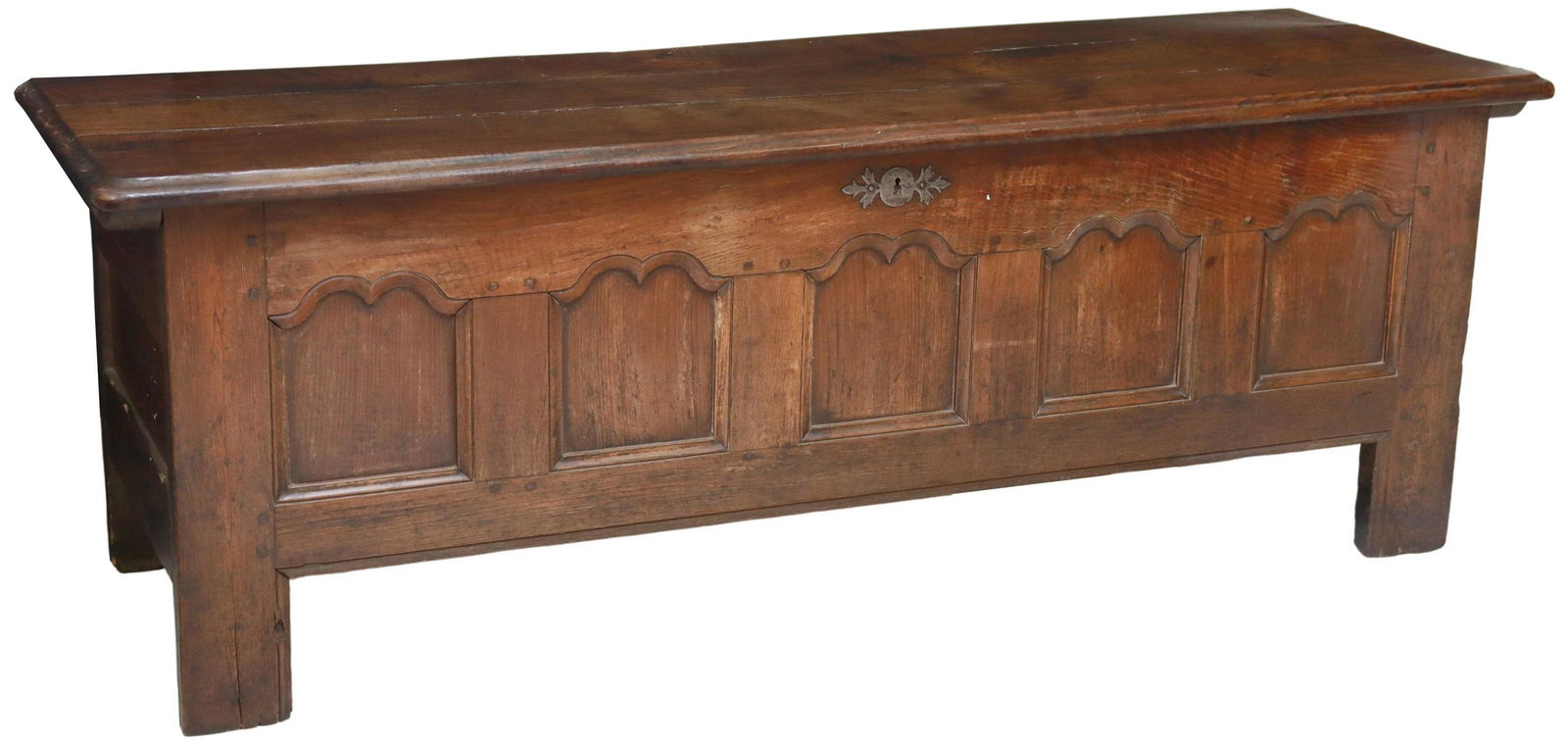 FRENCH PROVINCIAL CARVED OAK COFFER/ STORAGE CHEST (1 of 5)