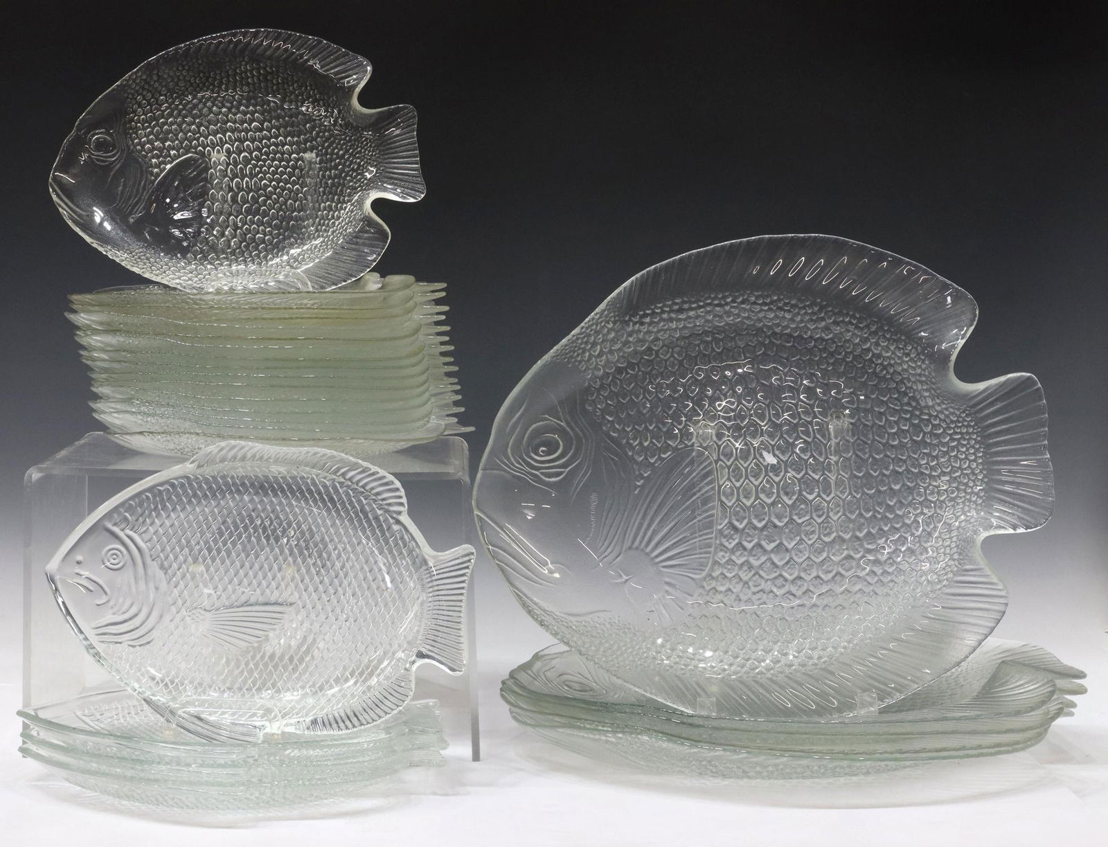 25) MOLDED COLORLESS GLASS FISH SERVICE, ASSEMBLED (1 of 7)