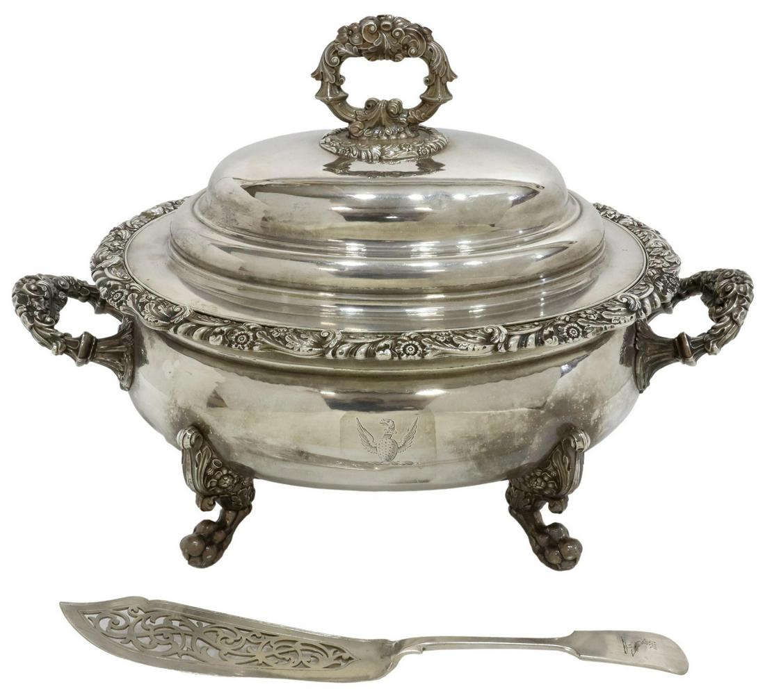 (2) GEORGIAN STYLE SILVERPLATE TUREEN & FISH SLICE (1 of 8)