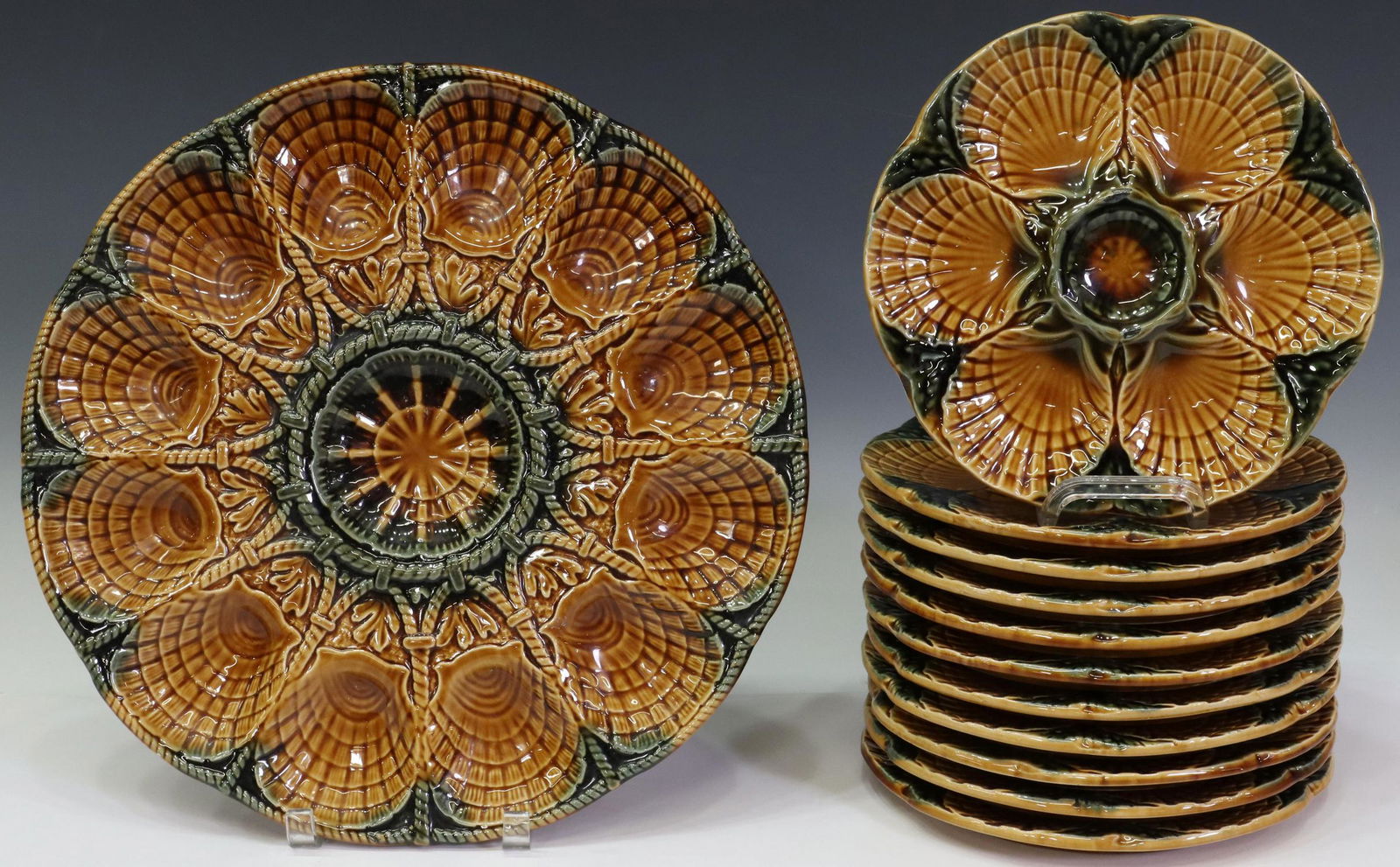 (12) FRENCH SARREGUEMINES FAIENCE OYSTER SERVICE (1 of 4)