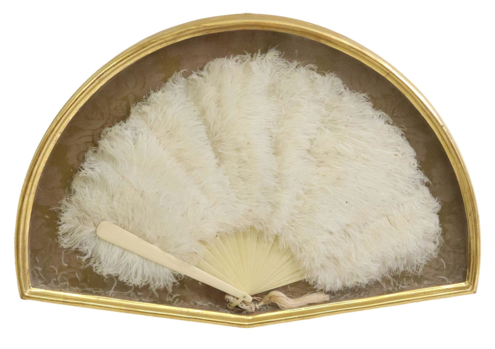 SHADOWBOX FRAMED LADIES WHITE FEATHER HAND FAN (1 of 3)