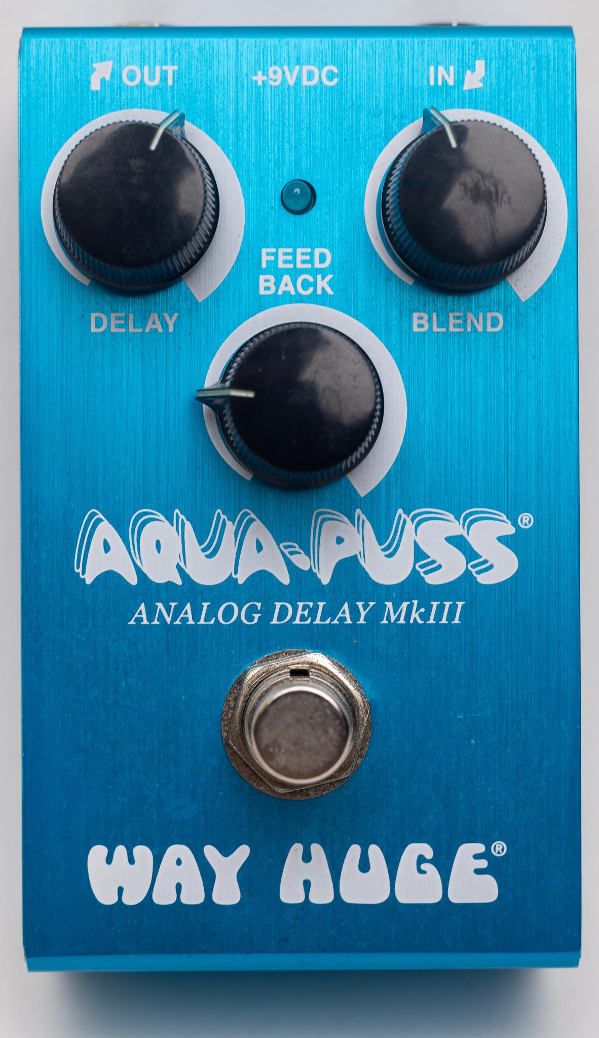 WAY HUGE AQUAPUSS SMALLS ANALOG DELAY EFFECT PEDAL (1 of 4)