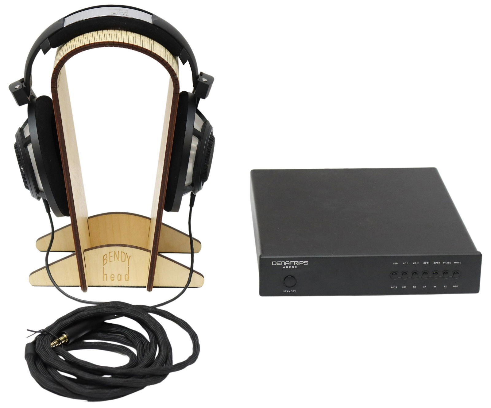 (2) DENAFRIPS CONVERTER & SENNHEISER HEADPHONES (1 of 5)