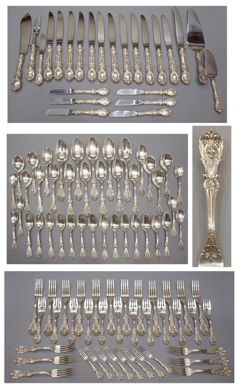 REED & BARTON FRANCIS I STERLING FLATWARE SET: (set of 102) Reed and Barton sterling silver flatware service, 'Francis I' pattern, comprising: (12) dinner knives, 9"l; (7) butter knives, 6.25"l; (12) dinner forks, 8"l; (6) luncheon forks, 7"l; (12