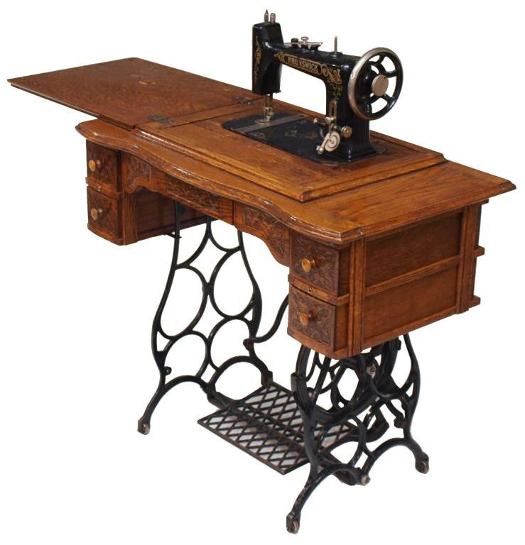 351 ANTIQUE BRUNSWICK OAK TREADLE SEWING MACHINE