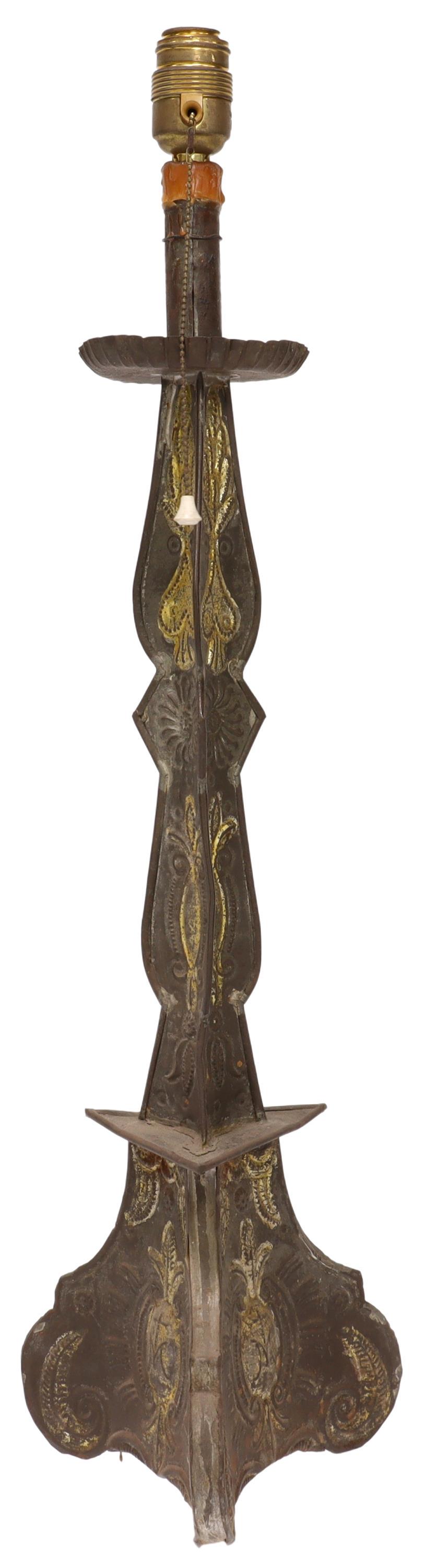SPANISH ALTAR LIGHT PATINATED STEEL 1LT TABLE LAMP: Spanish patinated steel standing altar light, now fashioned as a table lamp, early 20th c., having single light atop wax candle cover, over scalloped bobeche, parcel gilt accents, three-sided standard