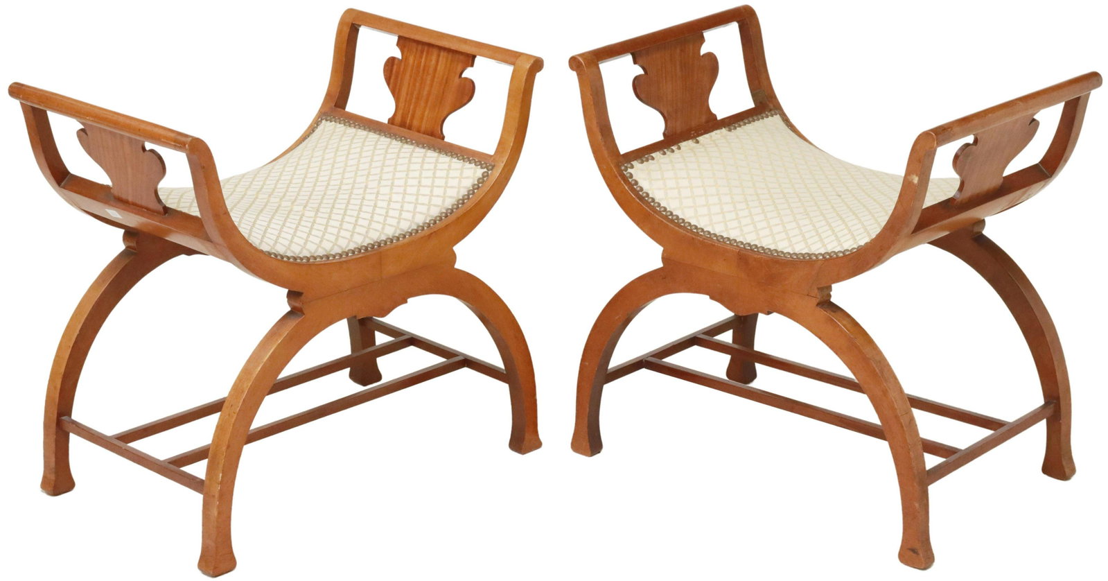 (2) NEOCLASSICAL STYLE CURULE BENCHES: (pair) Neoclassical style curule benches, early 20th c., curved sides with shaped splat, upholstered seat, rising on curule base, (one) with brace at underside of frame, separation at splat, approx 22
