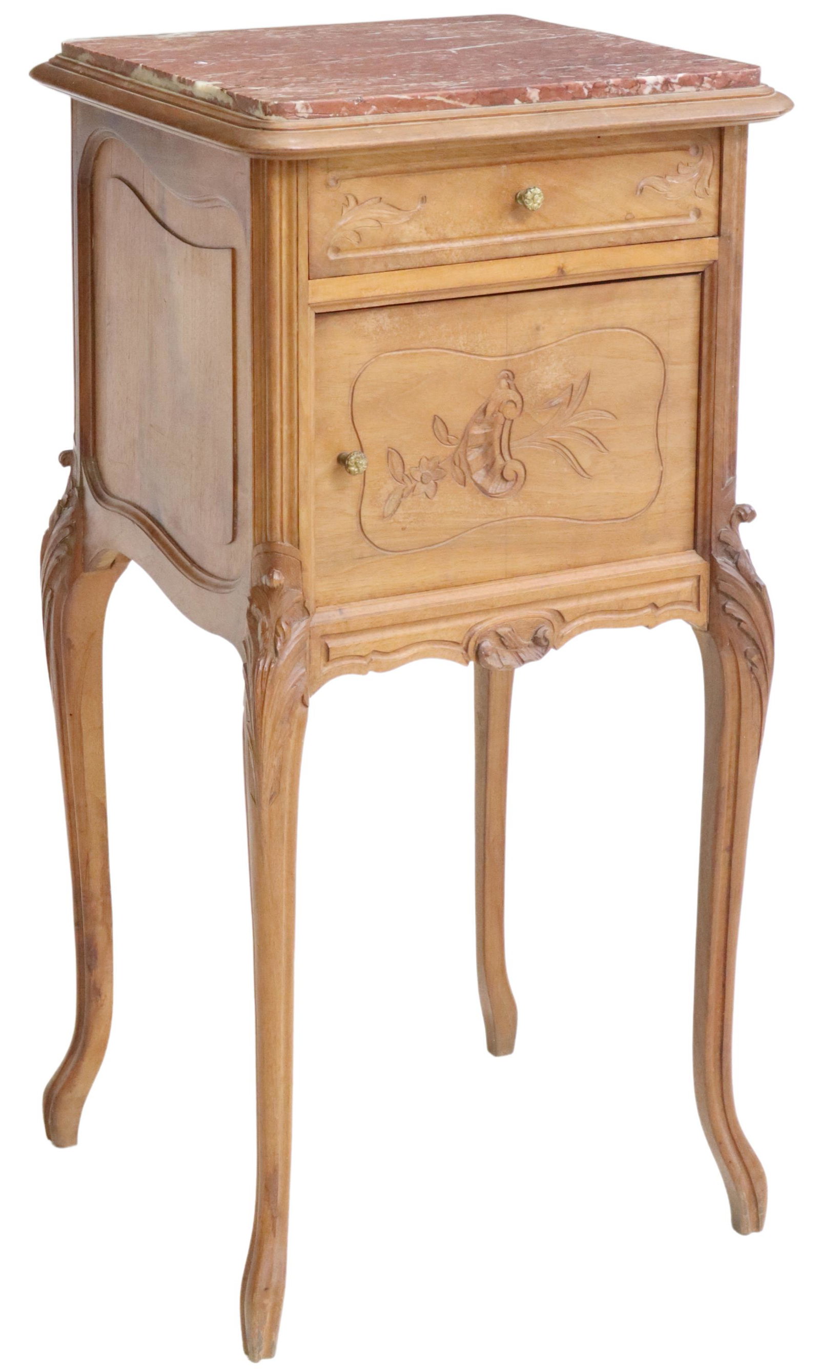 LOUIS XV STYLE MARBLE-TOP WALNUT BEDSIDE CABINET: Italian Louis XV style walnut nightstand, early 20th c., having marble top, fitted with a single drawer, over cabinet door, opening to porcelain-lined interior, rising on foliate-carved cabriole legs,