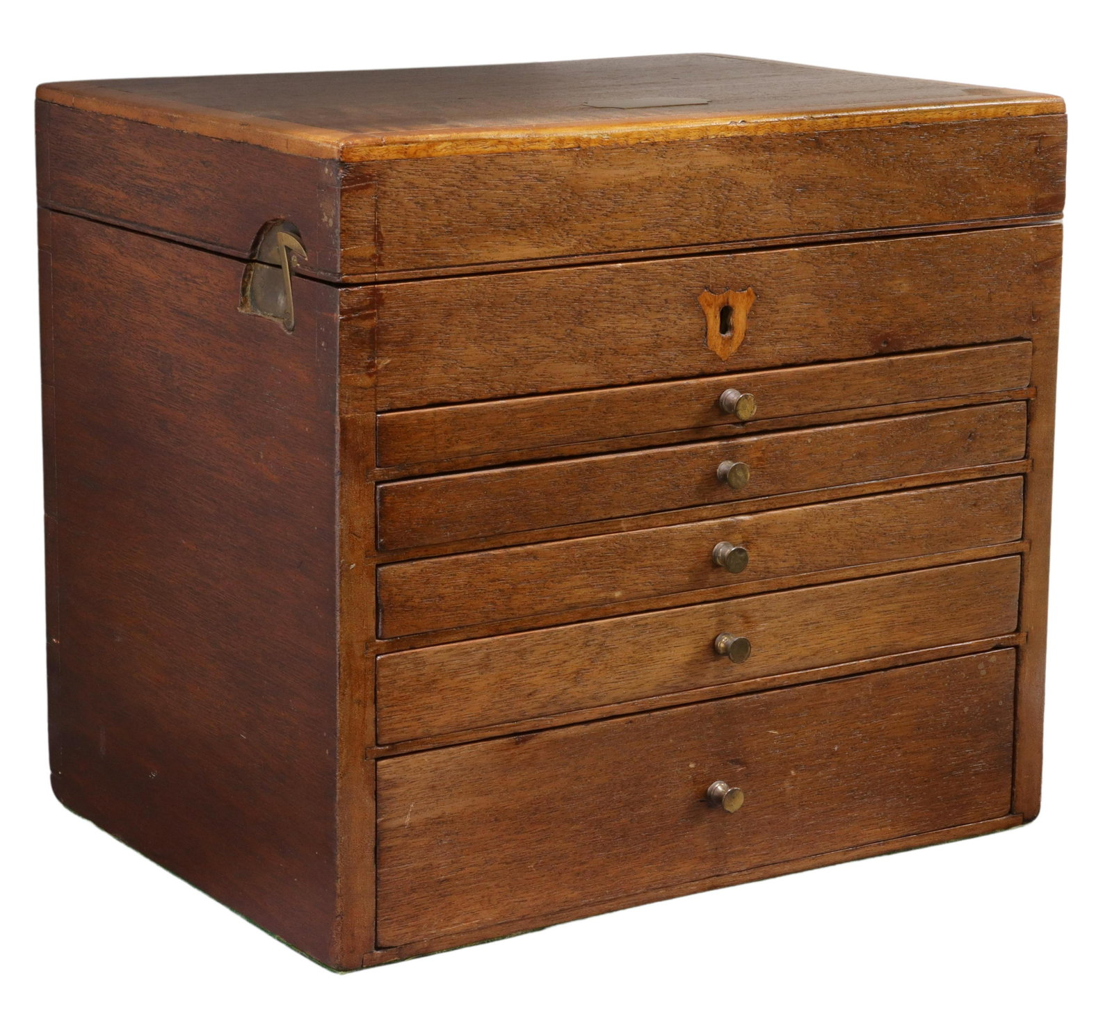 ENGLISH MAHOGANY TABLETOP COLLECTOR'S CABINET: English mahogany tabletop specimen/ collector's cabinet or box, 19th c., hinged top with side latches, divided interior, pin secures five graduated tray drawers, lockplate marked "warranted secure 4 l