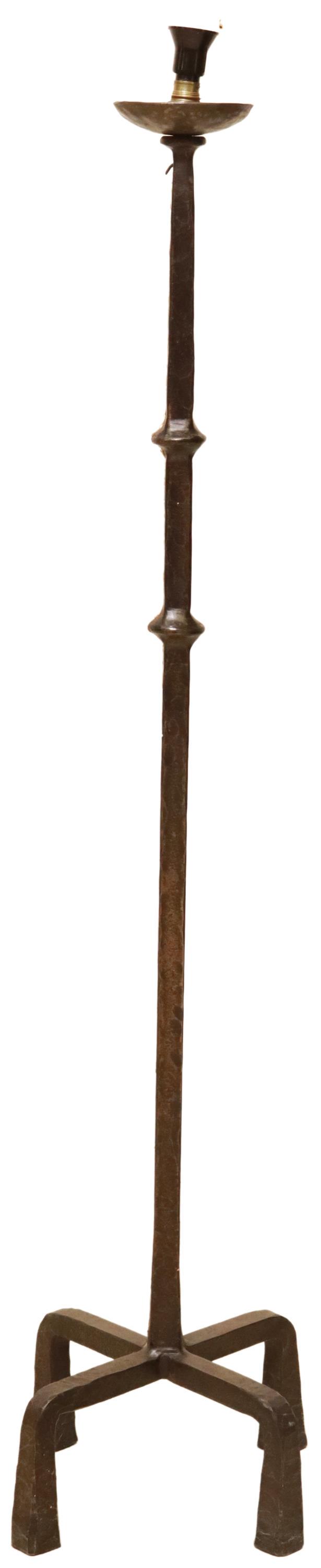 WROUGHT IRON SINGLE LIGHT STANDING FLOOR LAMP (1 of 3)