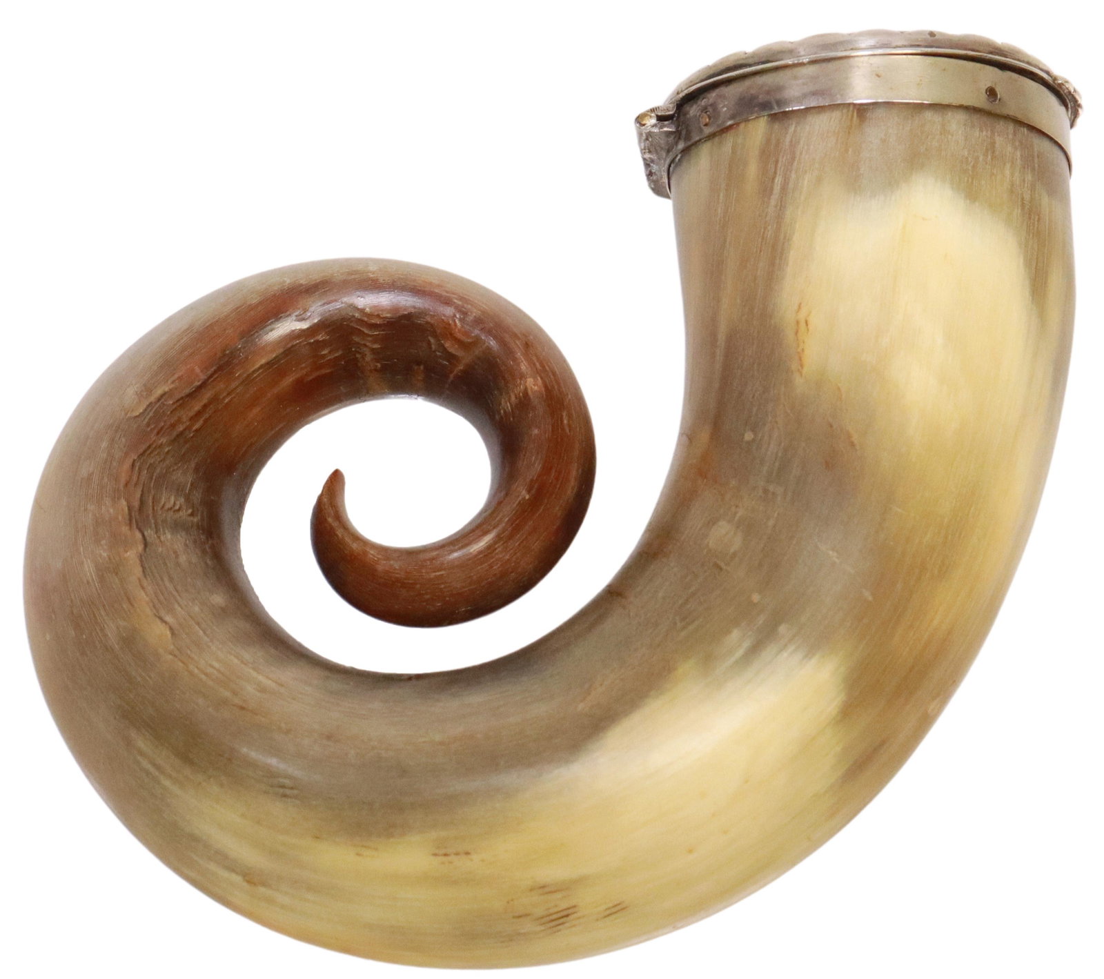 LARGE SCOTTISH METAL-MOUNTED HORN SNUFF MULL: Large Scottish horn snuff mull, hinged lid with silver-tone metal mount, vacant cartouche, approx 4"h, 4.5"w, 1.75"d, 0.25lbs (for shipping purposes only) Start Price: $80.00