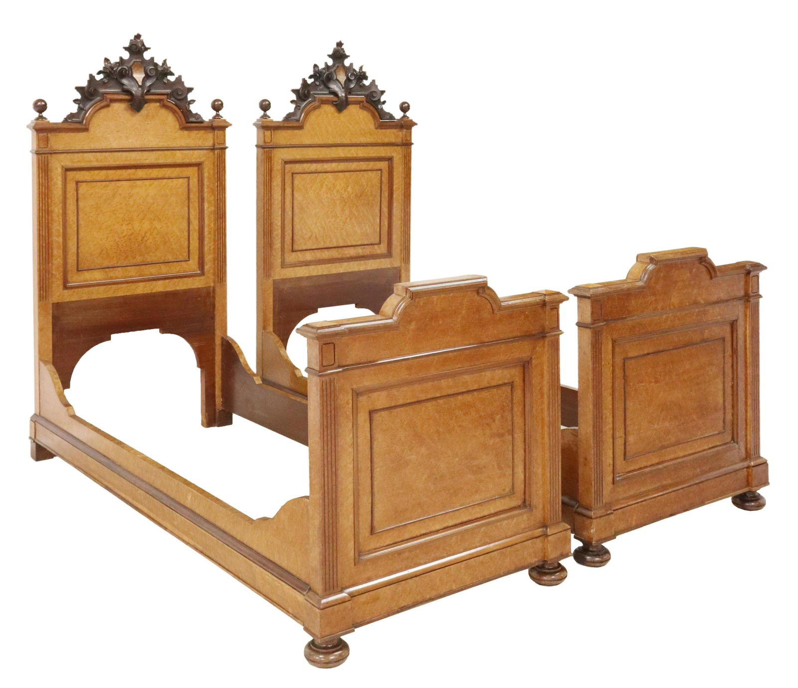 (2) ITALIAN BIRDSEYE MAPLE BEDS, 19TH C. (1 of 4)