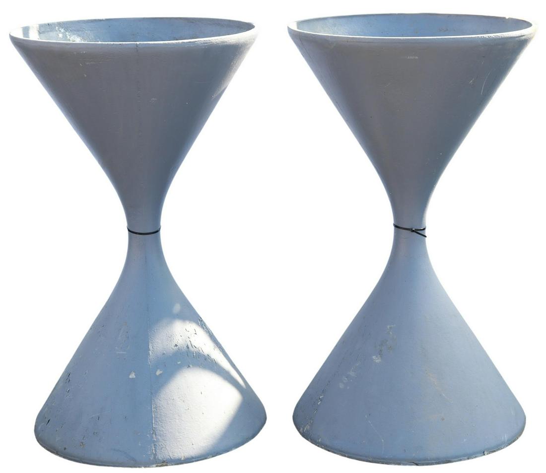 (2) WILLY GUHL (ATTRIB.) CAST 'DIABLO' PLANTERS: (lot of 2) Cast composite "Diablo" planters, attributed to Willy Guhl (Swiss, 1915-2004), c.1960s, painted finish, over hourglass form, approx 36.25"h, 21.25"diam **PLEASE NOTE: All the cast stone and