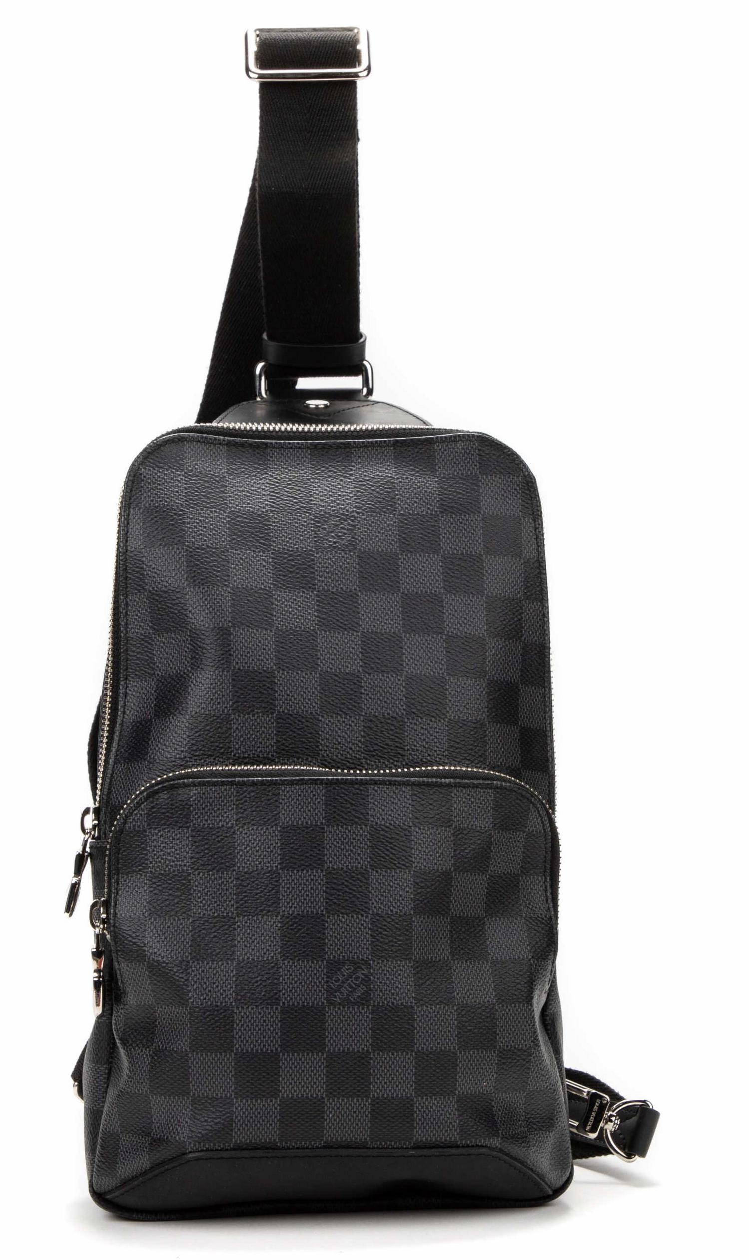 LOUIS VUITTON 'AVENUE SLING' DAMIER GRAPHITE BAG (1 of 7)