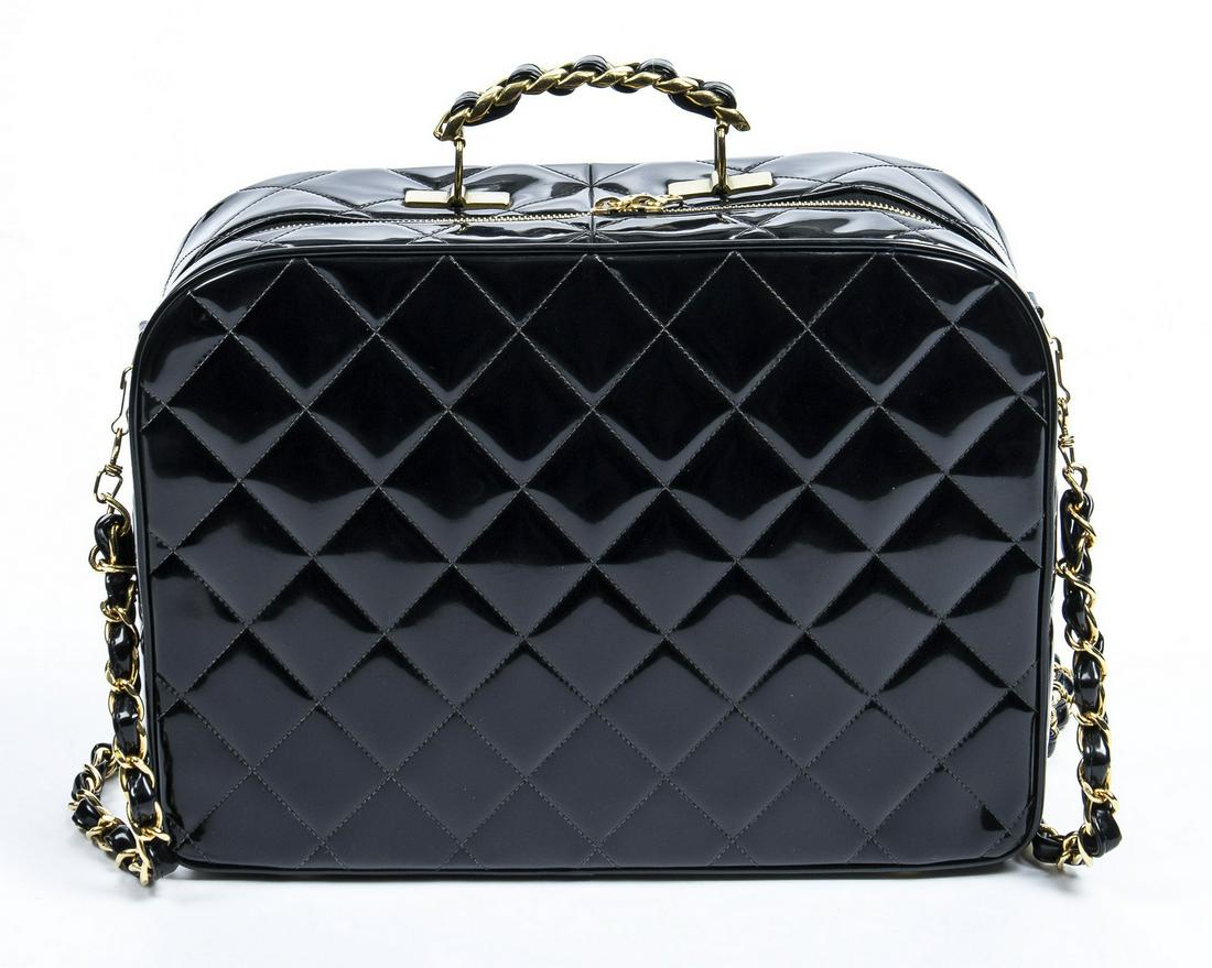 CHANEL 'VANITY CASE' QUILTED LEATHER SHOULDER BAG (1 of 7)