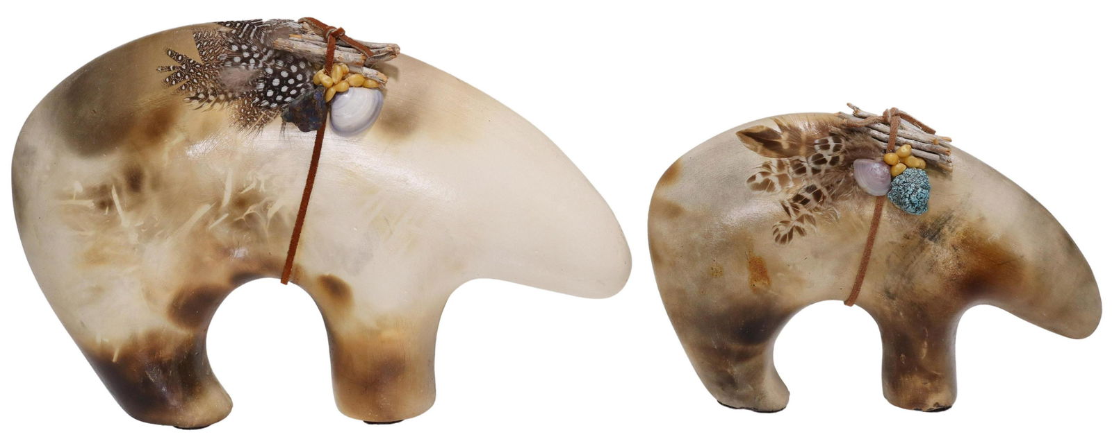 (2) SOUTHWEST STYLE POTTERY BEAR FETISHES (1 of 4)