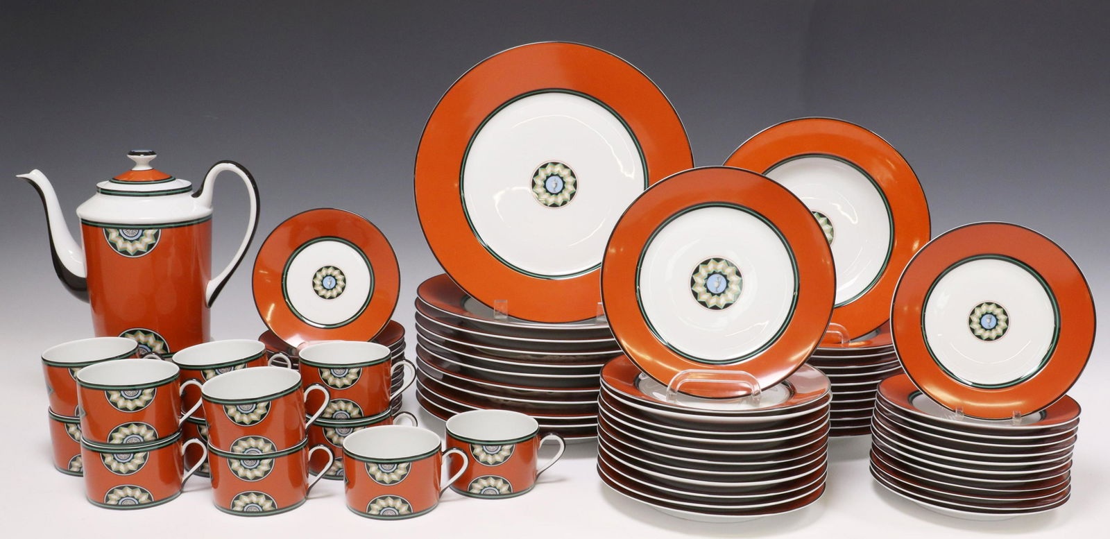 (72) FRENCH LIMOGES PUIFORCAT 'POMPEII' SERVICE (1 of 3)