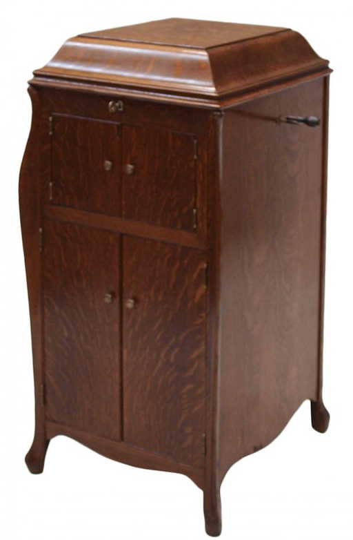 64: victrola cabinet record player, operating