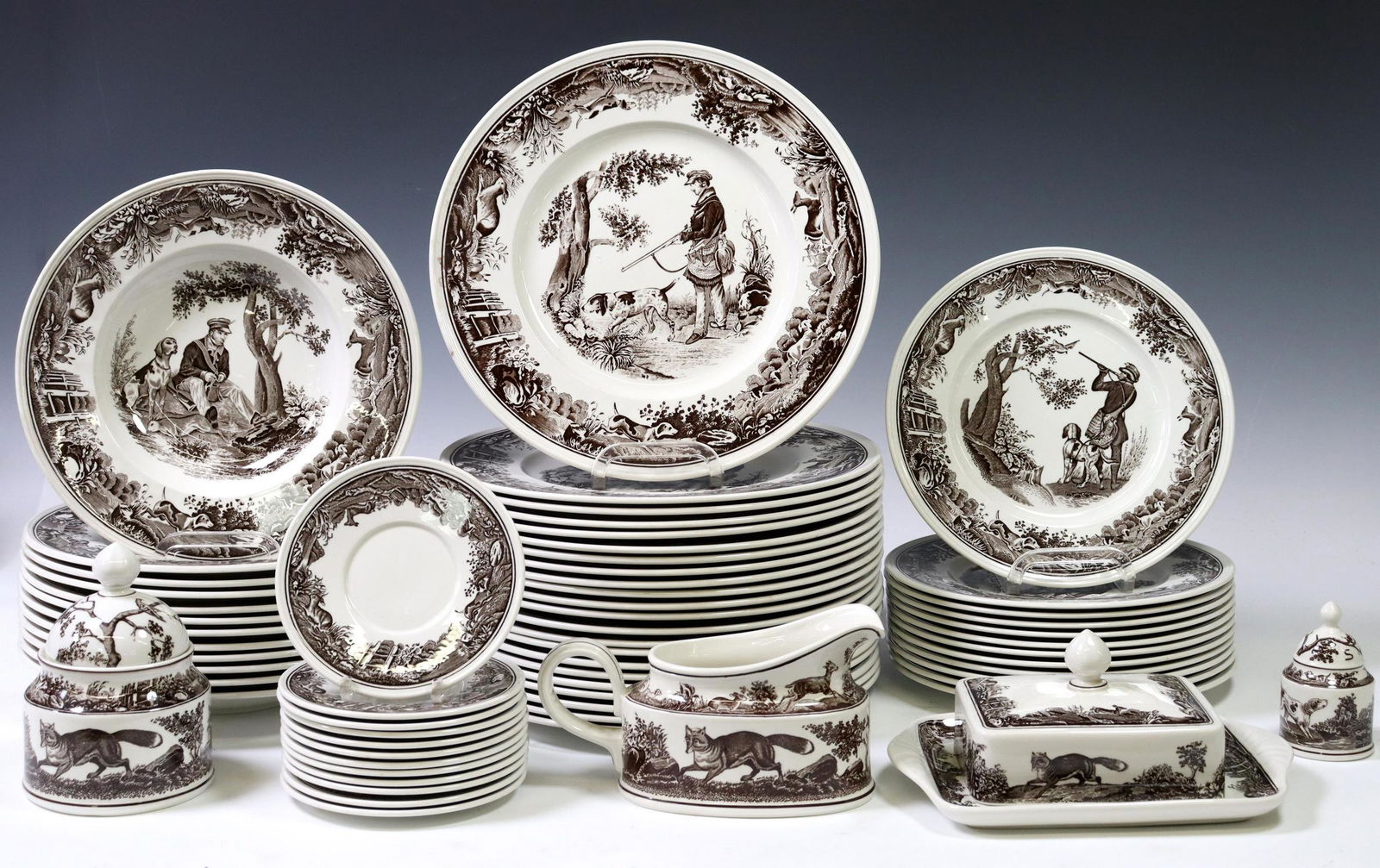 (82) GERMAN VILLEROY & BOCH 'ANJOU' DINNER SERVICE (1 of 4)