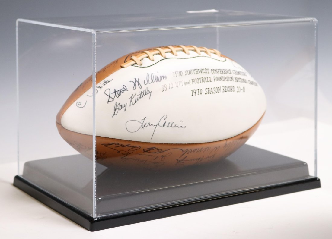 U OF TEXAS LONGHORN TEAM FOOTBALL, 1970 SW CHAMPS (1 of 7)