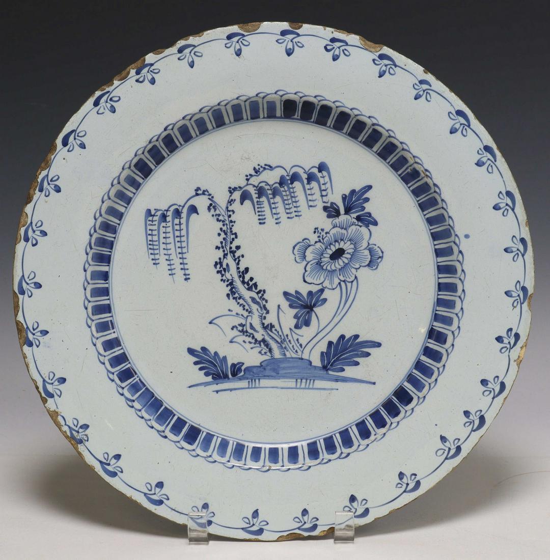 DELFT CHINOISERIE BLUE & WHITE CHARGER (1 of 2)