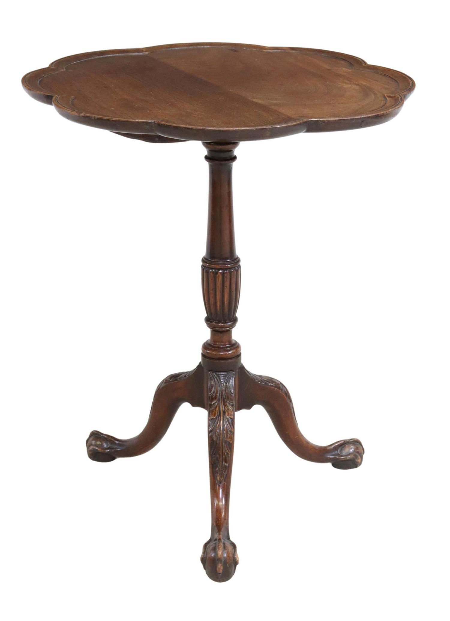 CHIPPENDALE STYLE MAHOGANY TILT-TOP TEA TABLE (1 of 4)