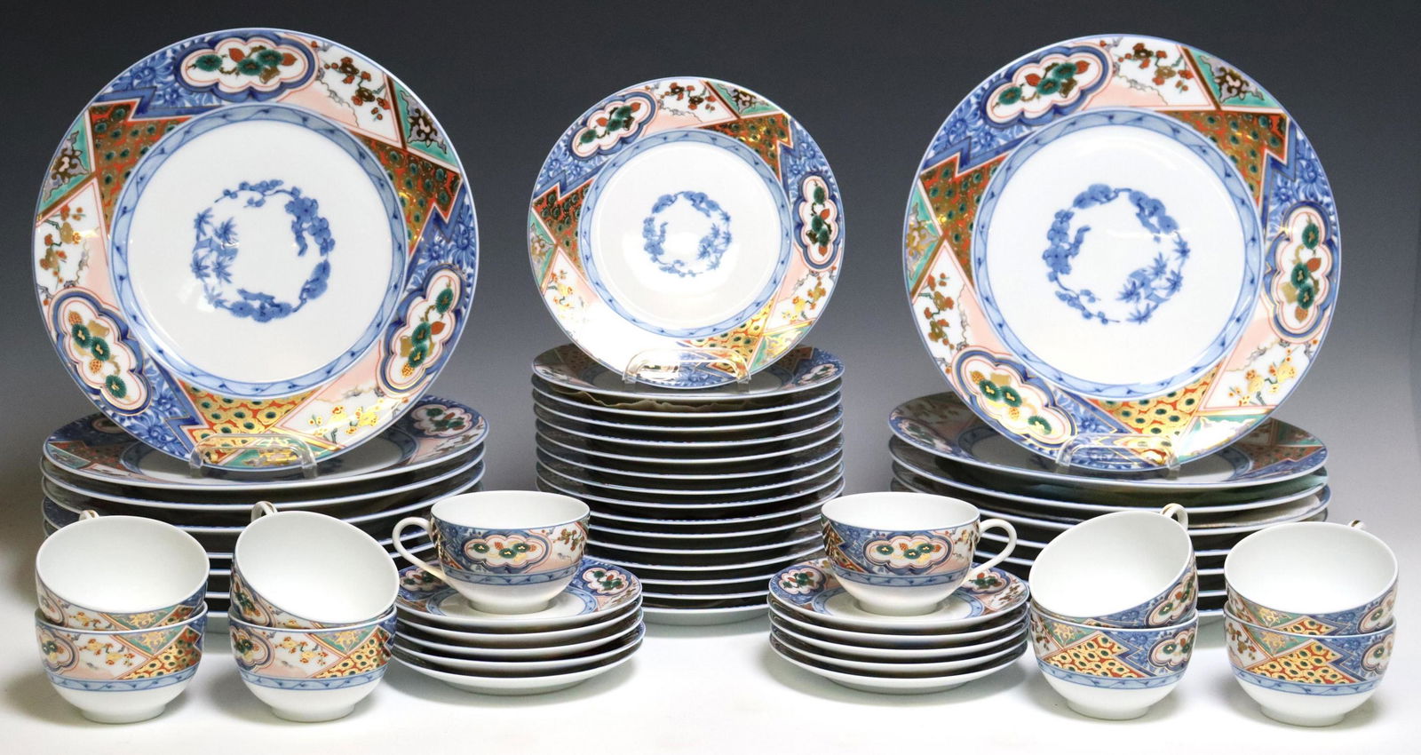 52) RAYNAUD 'NIN SOU' LIMOGES PORCELAIN DINNER SET (1 of 9)