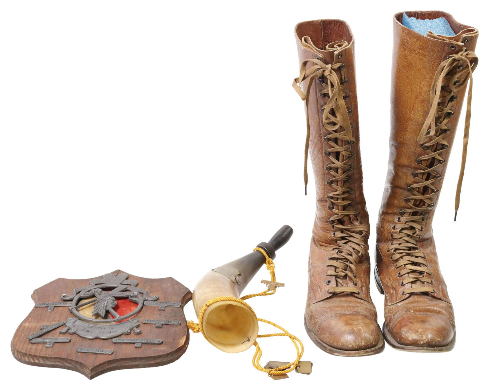 (3) HIGH TOP LEATHER BOOTS, PLAQUE, POWDER HORN: (lot of 3) including: (1) Vintage pair of high top Witch Elk boots by Witchell-Sheill Co., Detroit, Mi., lace up and speed hooks, approx. 16"h, size not noted, underside approx 3.75"w, 11.5"l, need re