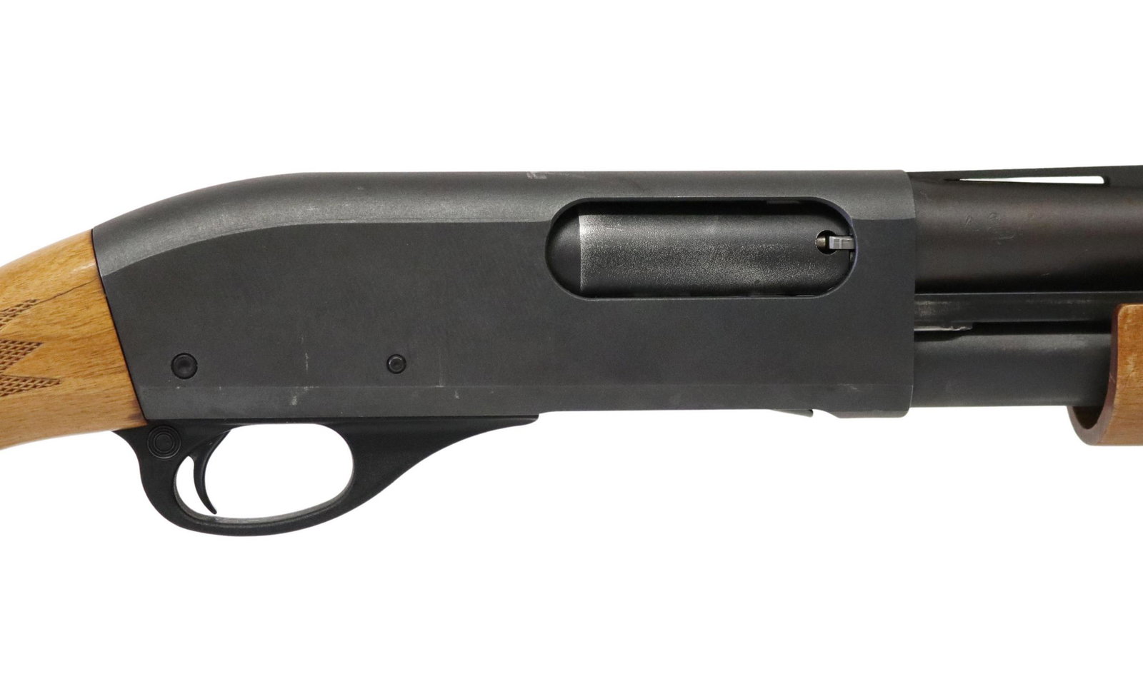 REMINGTON 870 MAGNUM SLIDE ACTIOIN SHOTGUN 12GAUGE: Remington 870 Express Magnum Shotgun, slide action, 12 gauge, 2.75" and 3" shells, 25.5" matte black vent rib barrel with bead front sight, checkered hardwood stock, recoil pad, finish 85%-90 with lig