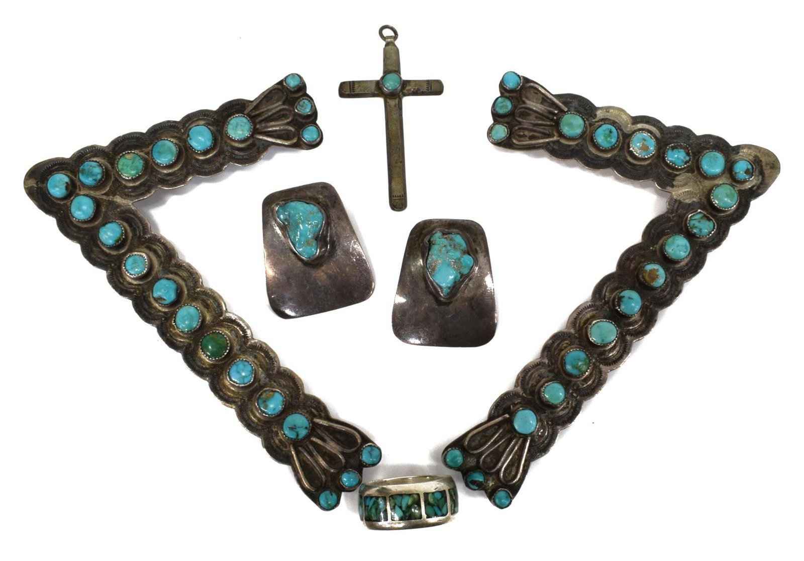 (4) NAVAJO SILVER & TURQUOISE JEWELRY, COLLAR TABS: (lot of 4) Native American silver (content unknown) and turquoise jewelry, including: (pair) collar tabs, stamped, with serrated bezel-set turquoise cabochons, approx 4"l, 2.5"w, (1) cross pendant, wi