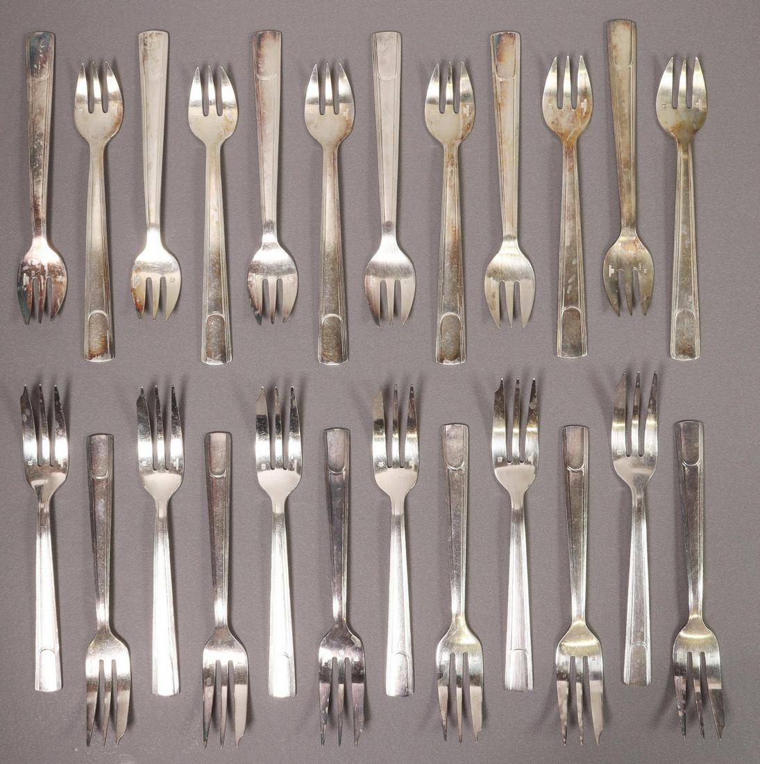 (24) CHRISTOFLE 'GABON' SILVERPLATE FLATWARE: (lot of 24) French silverplate flatware, Orfevrerie Christofle, in the "Gabon" pattern, including: (12) cocktail/ seafood forks, 6"l, (12) pastry forks, 6"l; 2.5lbs total (for shipping purposes only)