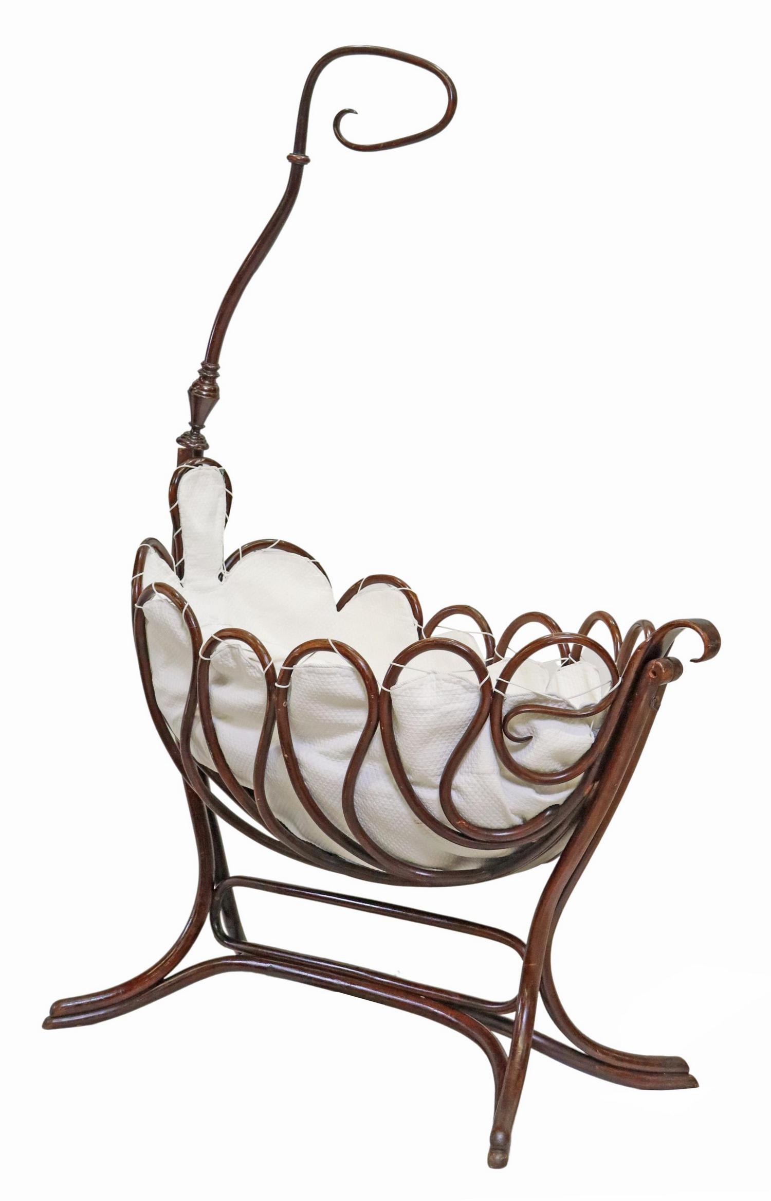 THONET STYLE BENTWOOD CHILD'S ROCKING CRADLE (1 of 5)