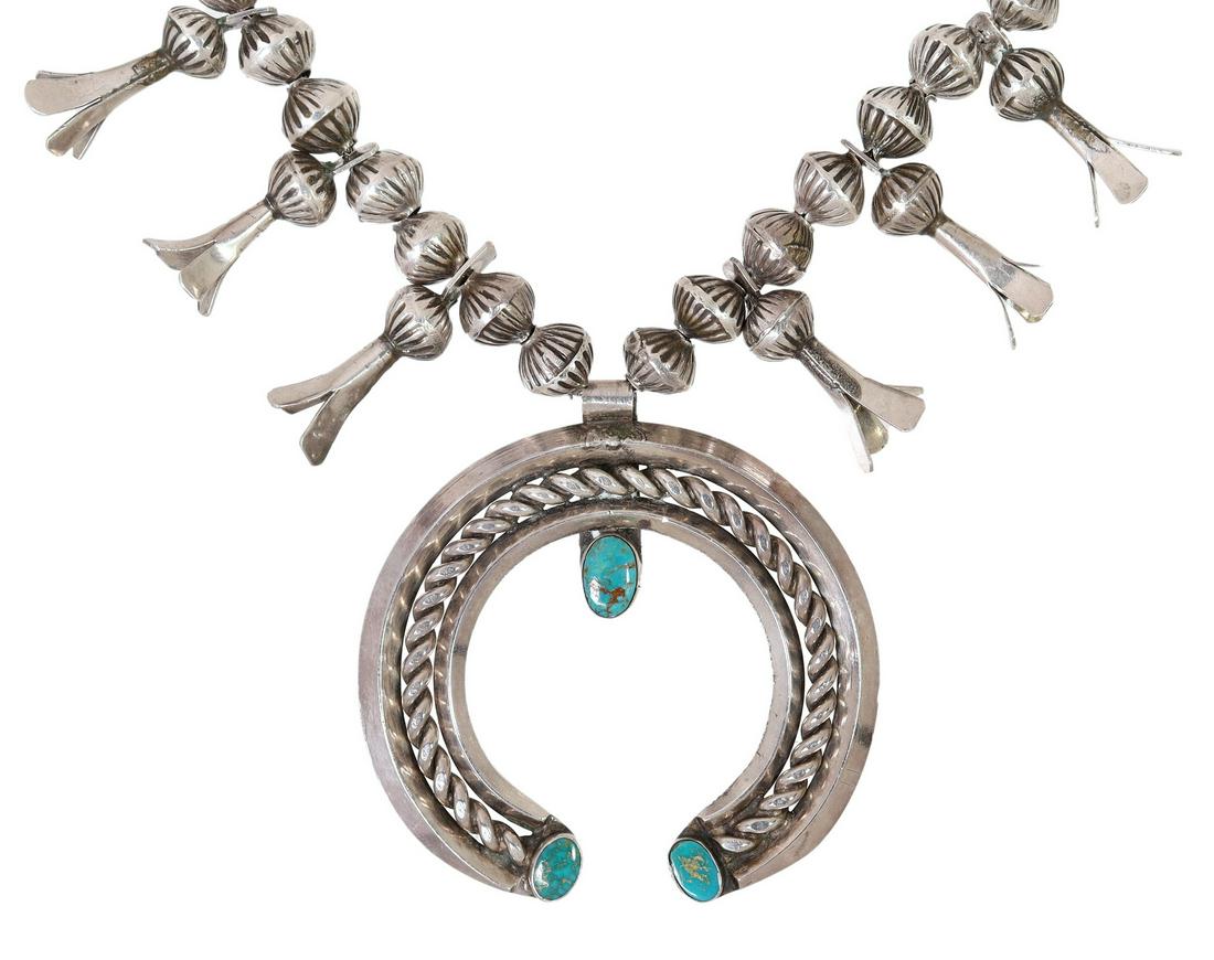 NATIVE AMERICAN TURQUOISE SQUASH BLOSSOM NECKLACE (1 of 5)