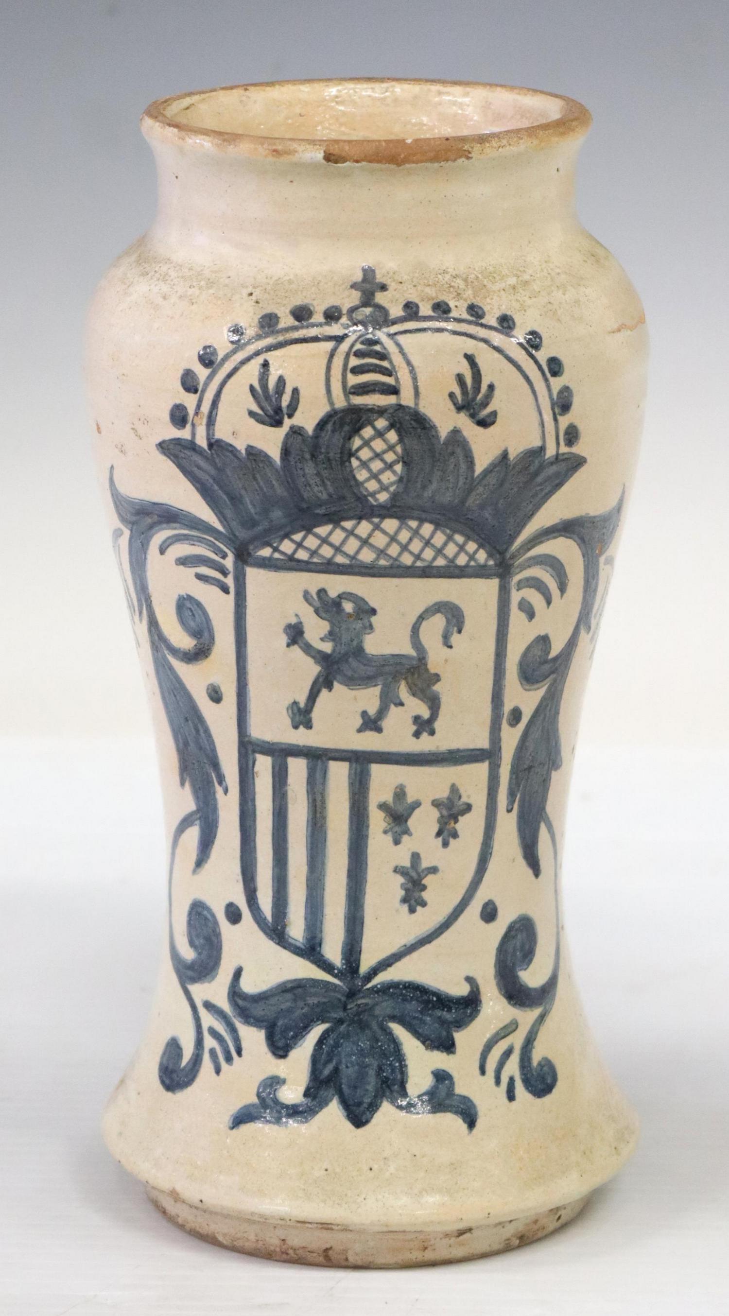 SPANISH TALAVERA HERALDIC PHARMACY JAR (1 of 4)