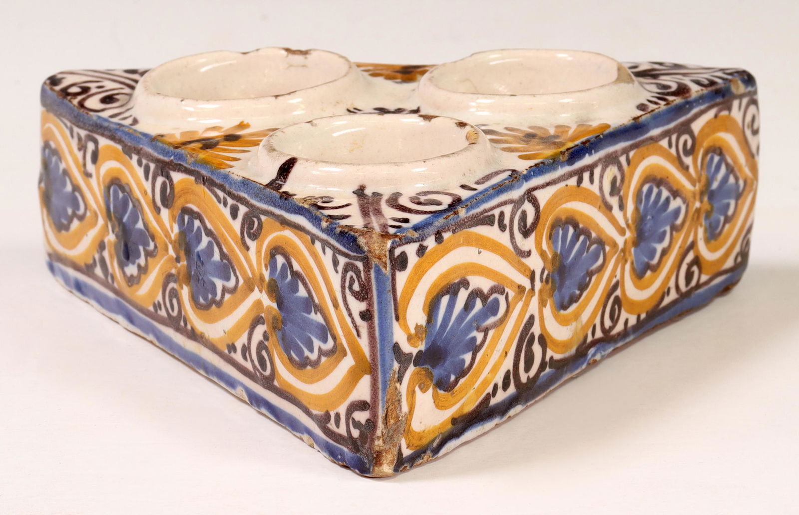 SPANISH TALAVERA POTTERY SPICE TRAY, 18TH C. (1 of 4)