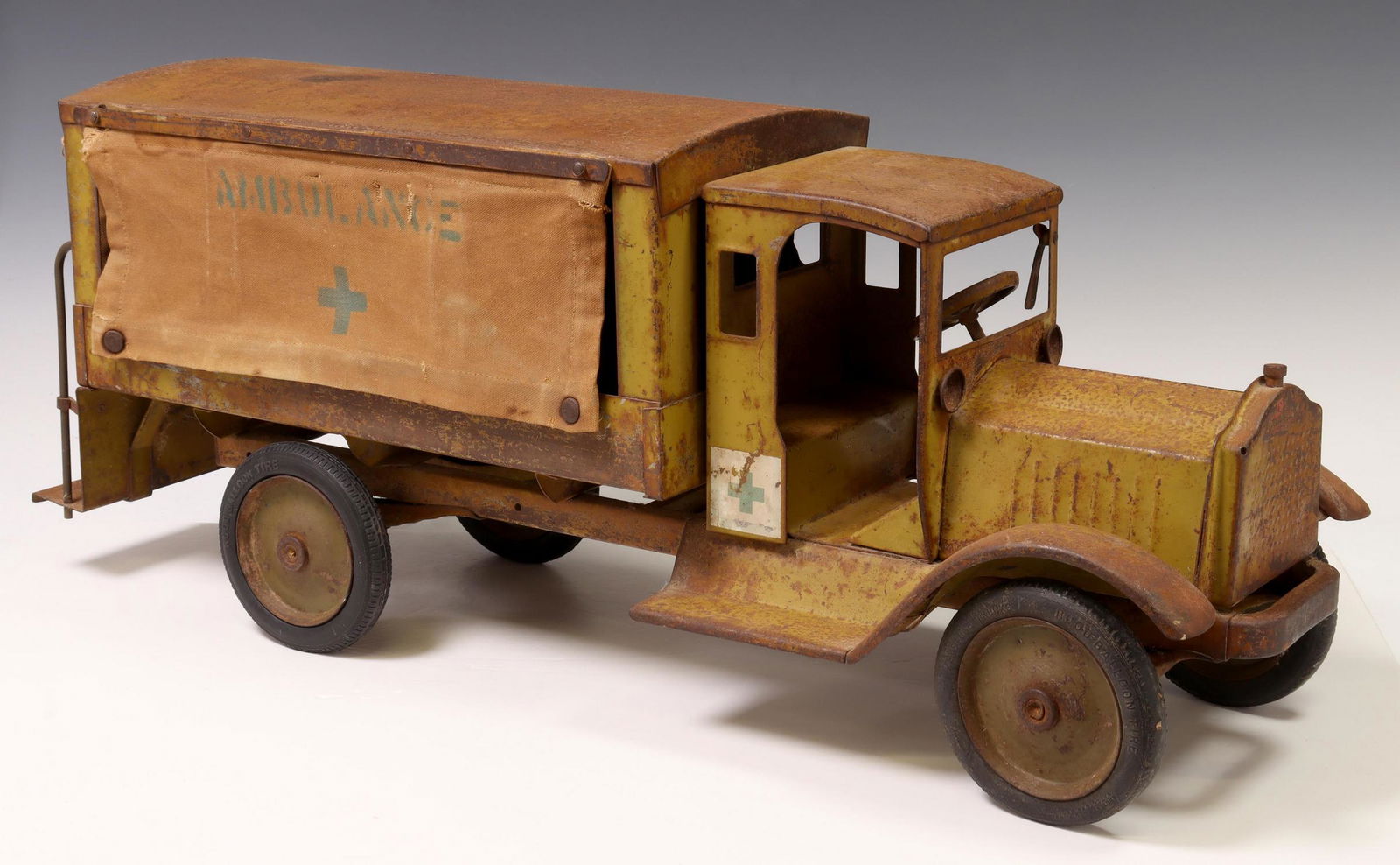 KEYSTONE PRESSED STEEL PACKARD AMBULANCE TRUCK (1 of 6)