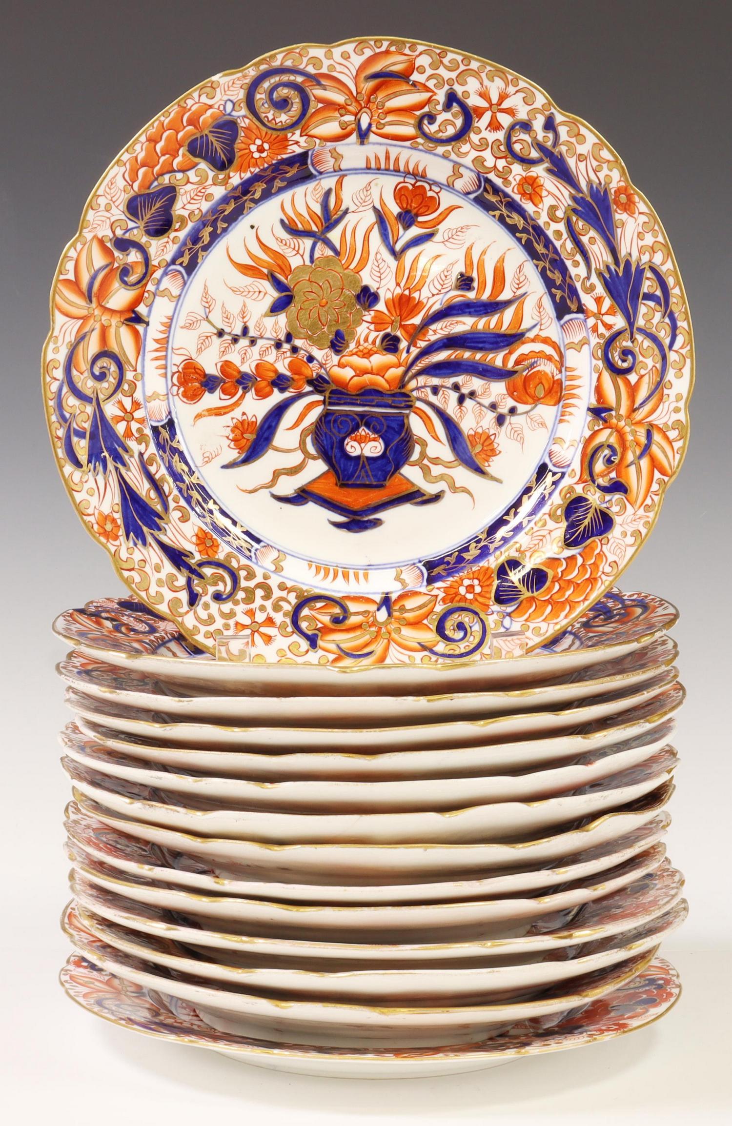 (14) ENGLISH IMARI PATTERN DINNER PLATES (1 of 7)