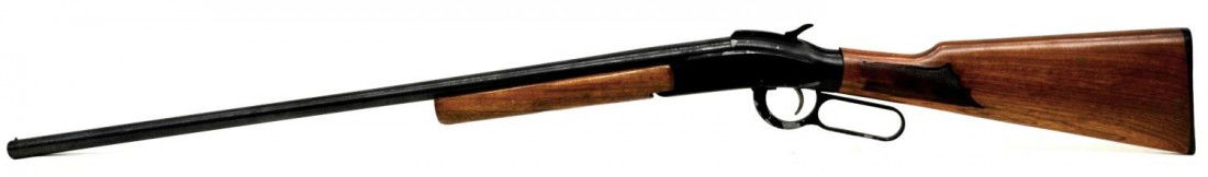 ITHACA M-66 SUPER SINGLE SHOTGUN, 20 GAUGE: Ithaca shotgun, Model M-66 Super Single, 20 gauge, 28" barrel, lever operated, checkered walnut stock, SN 770956XXX ***Note: This firearm must be transferred to the buyer by a Federal Firearm Licensee