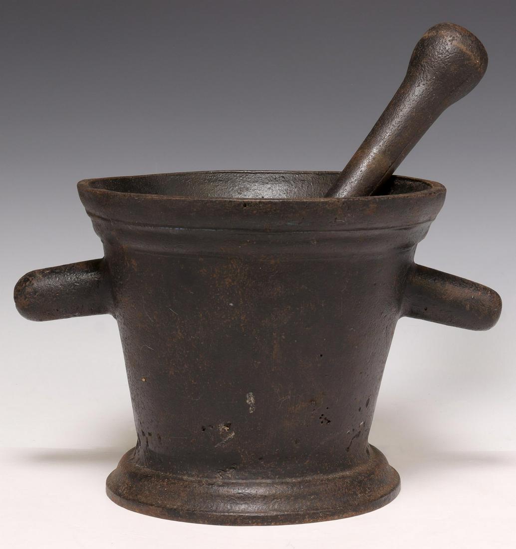 LARGE CONTINENTAL CAST IRON MORTAR & PESTLE (1 of 3)