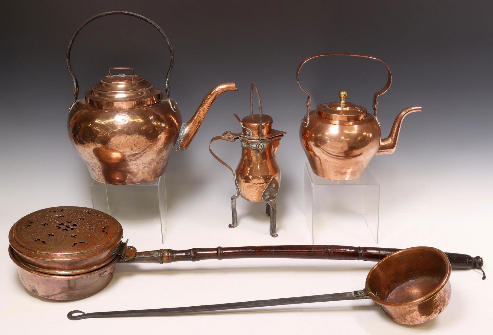 (5) Copper Kettles, Coquemar, Bedwarmer & Scoop Auction