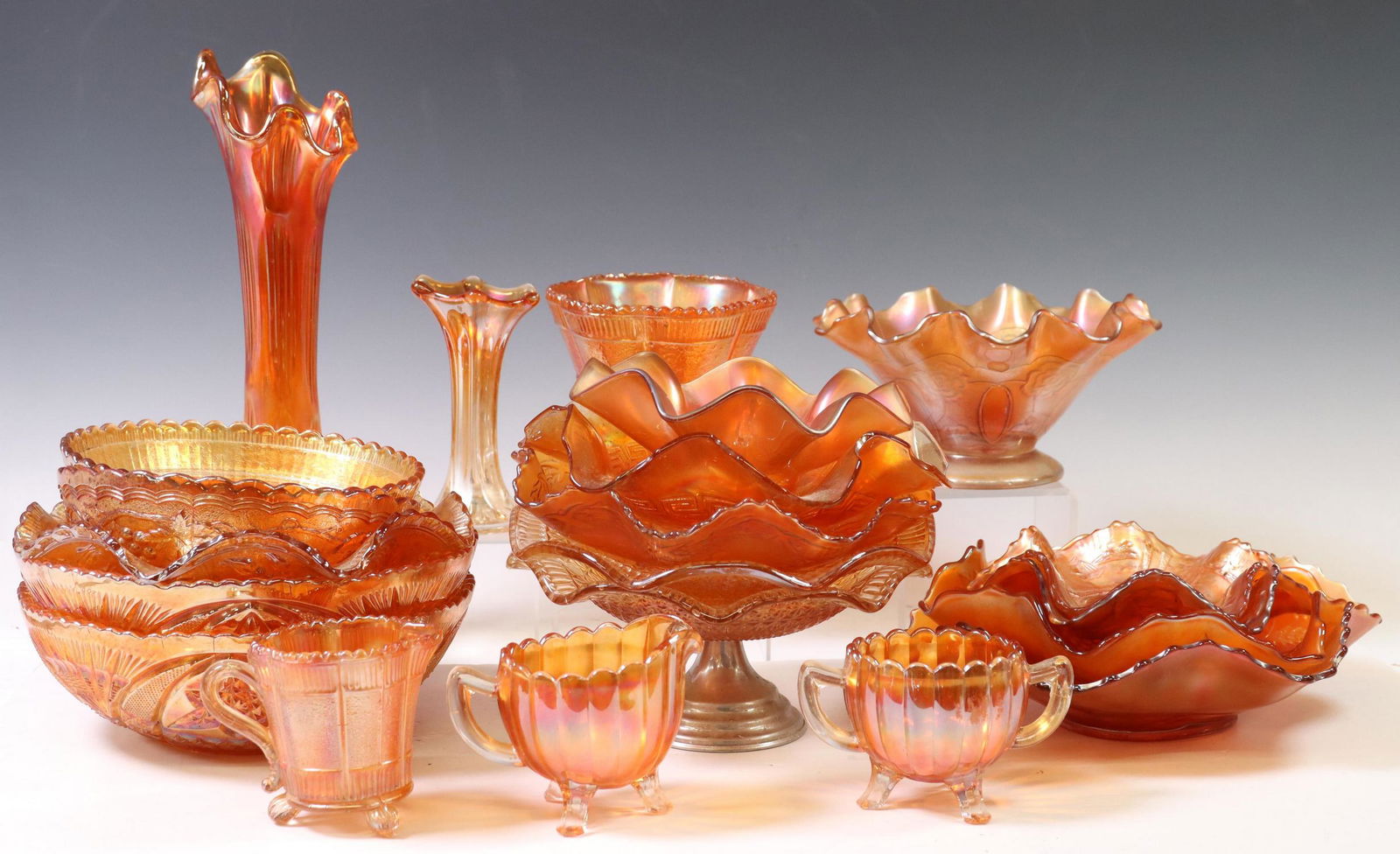 (21) COLLECTION OF MARIGOLD CARNIVAL GLASS (1 of 6)