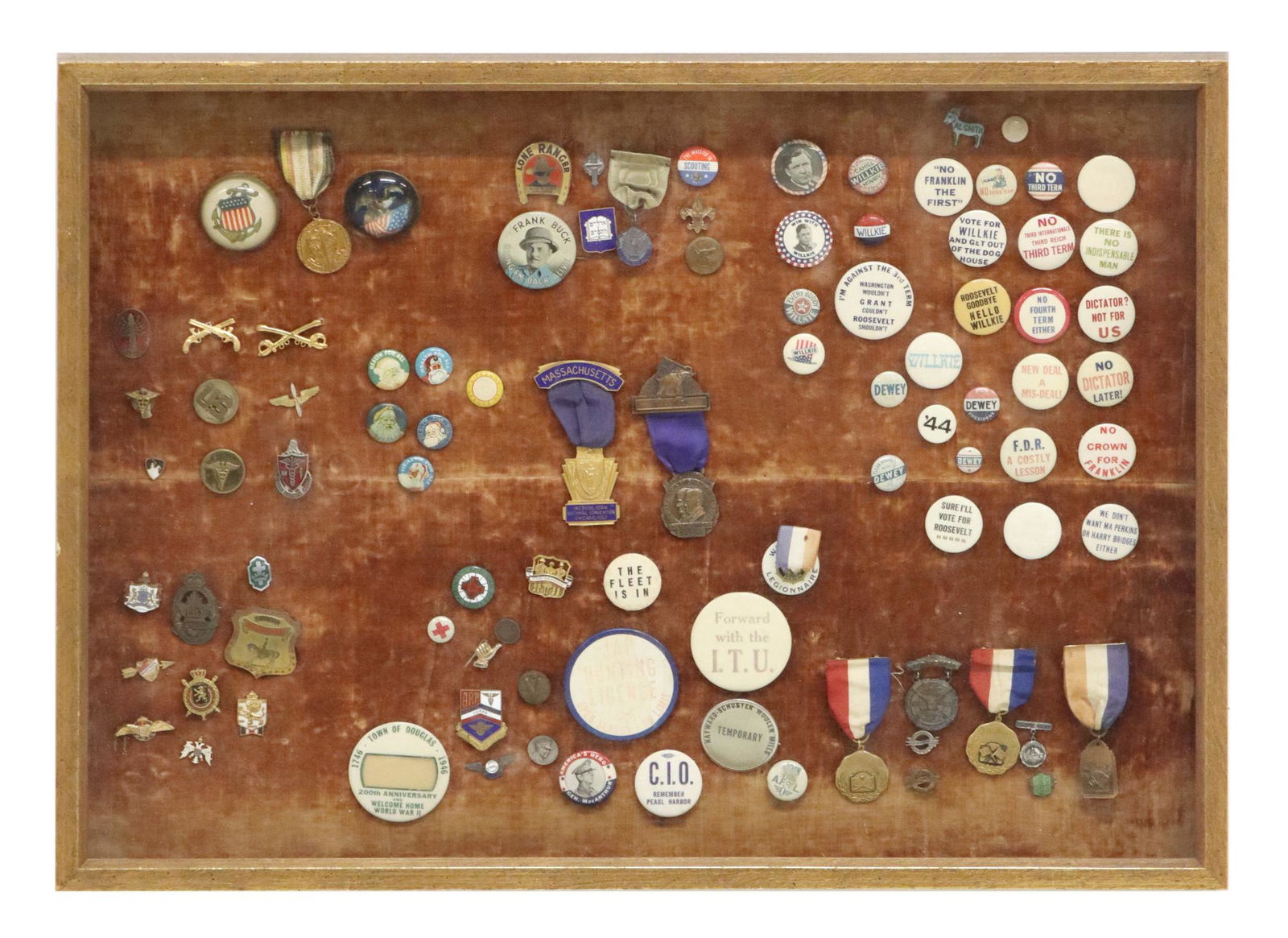 DISPLAY 90+ PINS MEDALS, POLITICAL, MILITARY, MORE (1 of 8)