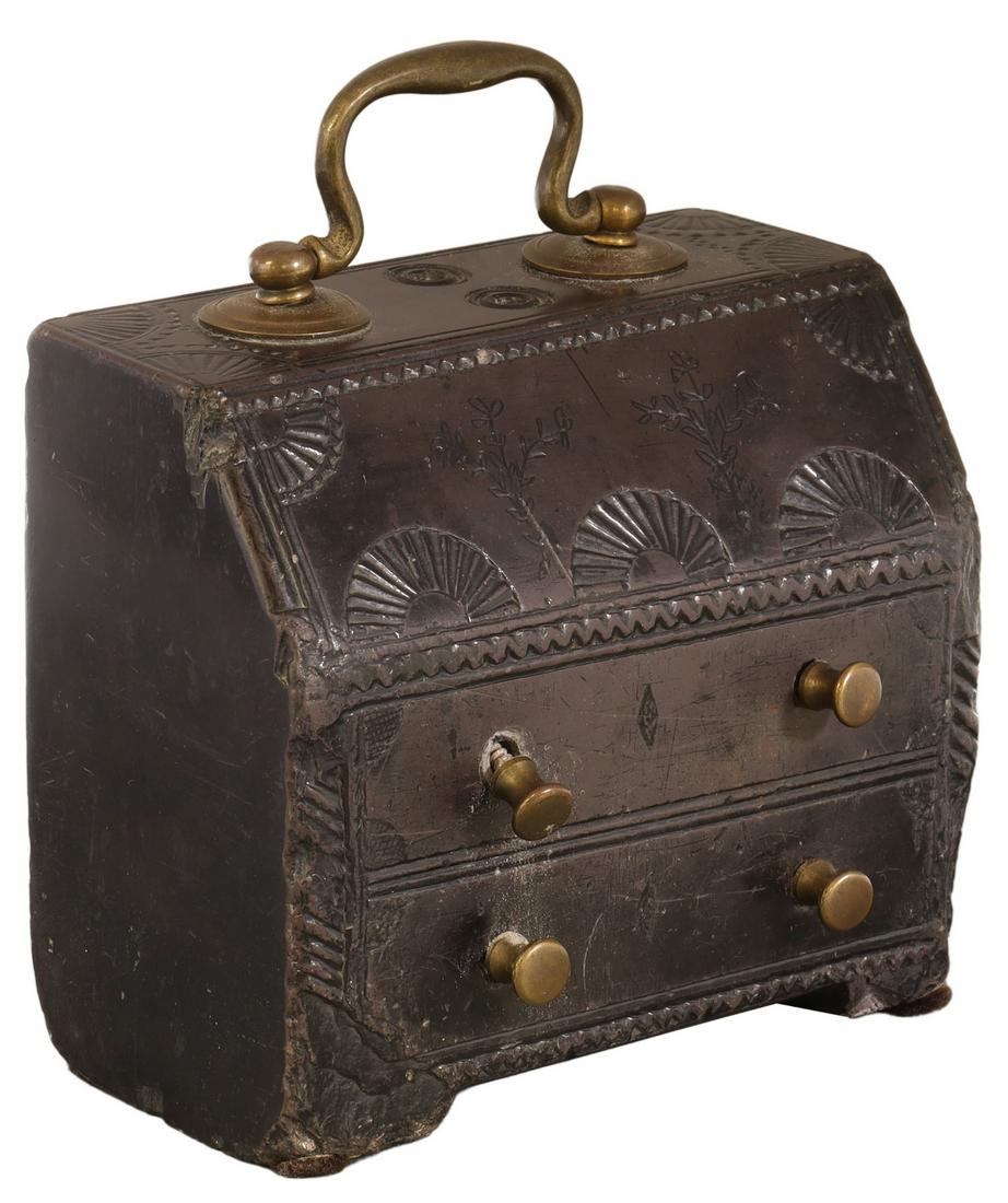 AMERICAN CARVED STONE DROP DESK-FORM DOORSTOP (1 of 4)