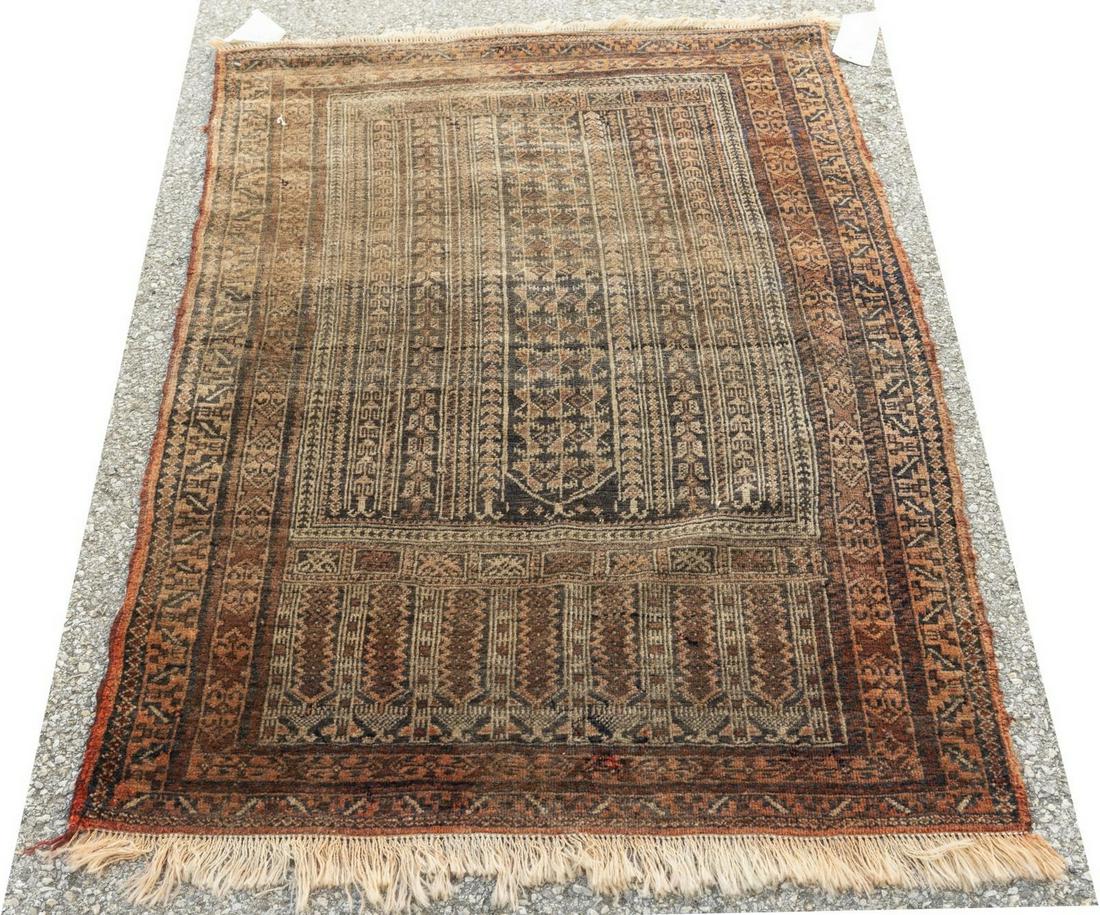 HAND-TIED PAKISTANI BELOUCHI RUG, 4'4" X 3'0": Hand-tied Pakistani Belouchi rug, approx 4'4"l, 3'0"w **Please Note: All of the rugs offered in this auction would likely benefit from a professional cleaning. Estate rugs may show some wear and imper