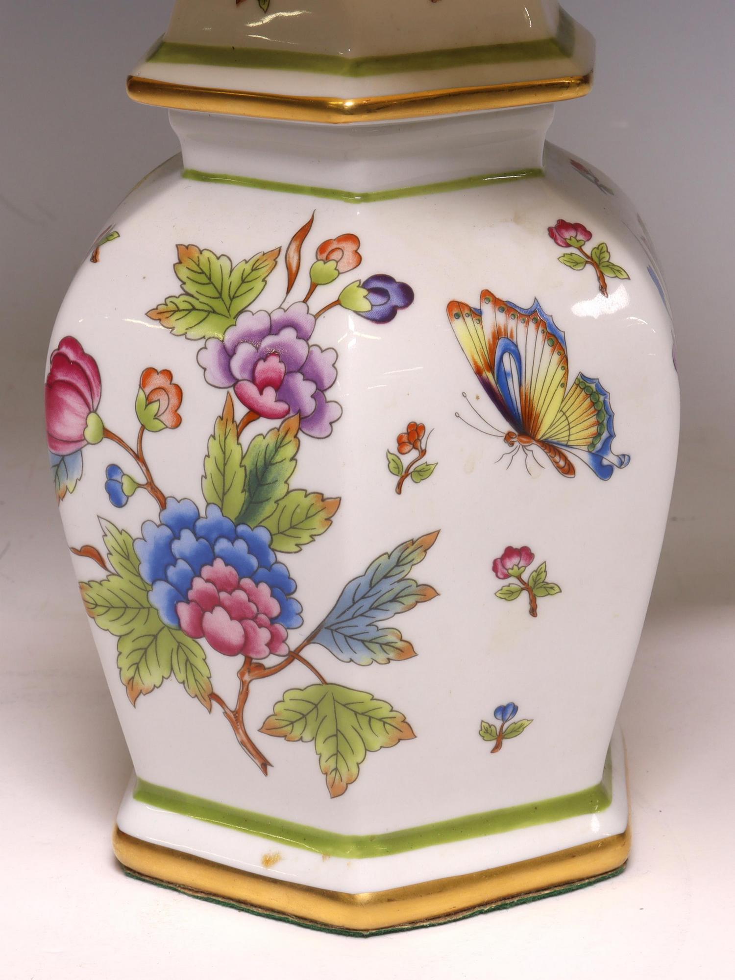 ITALIAN PORCELAIN URN-FORM TABLE LAMP (1 of 4)