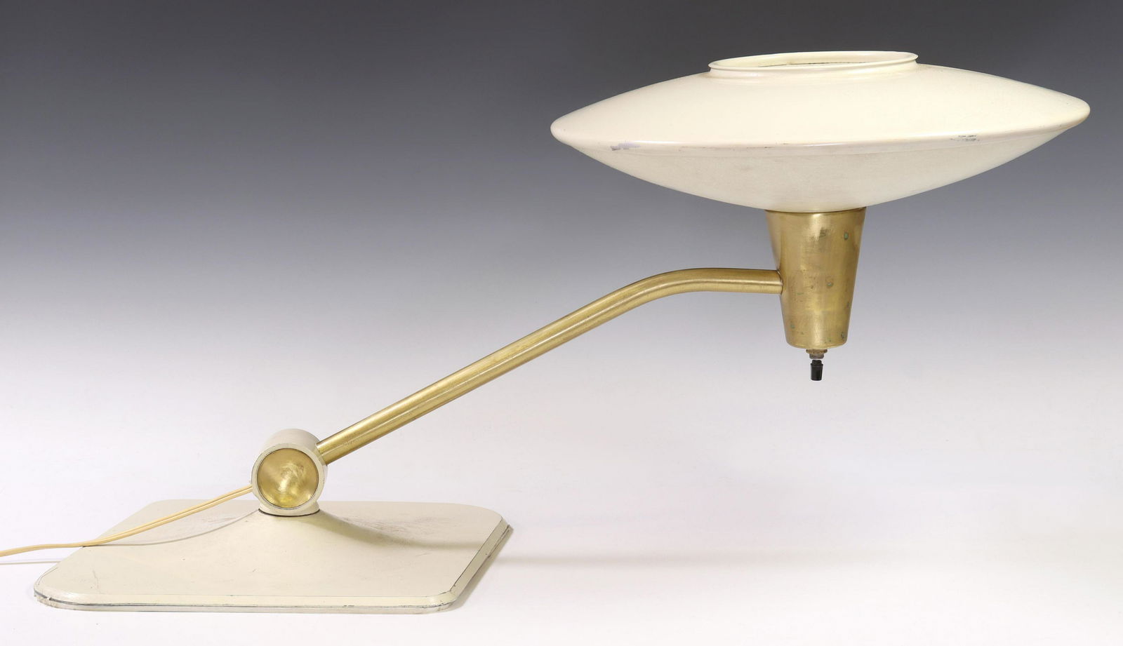 DAZOR (ATTRIB) MID-CENTURY MODERN DESK LAMP (1 of 4)
