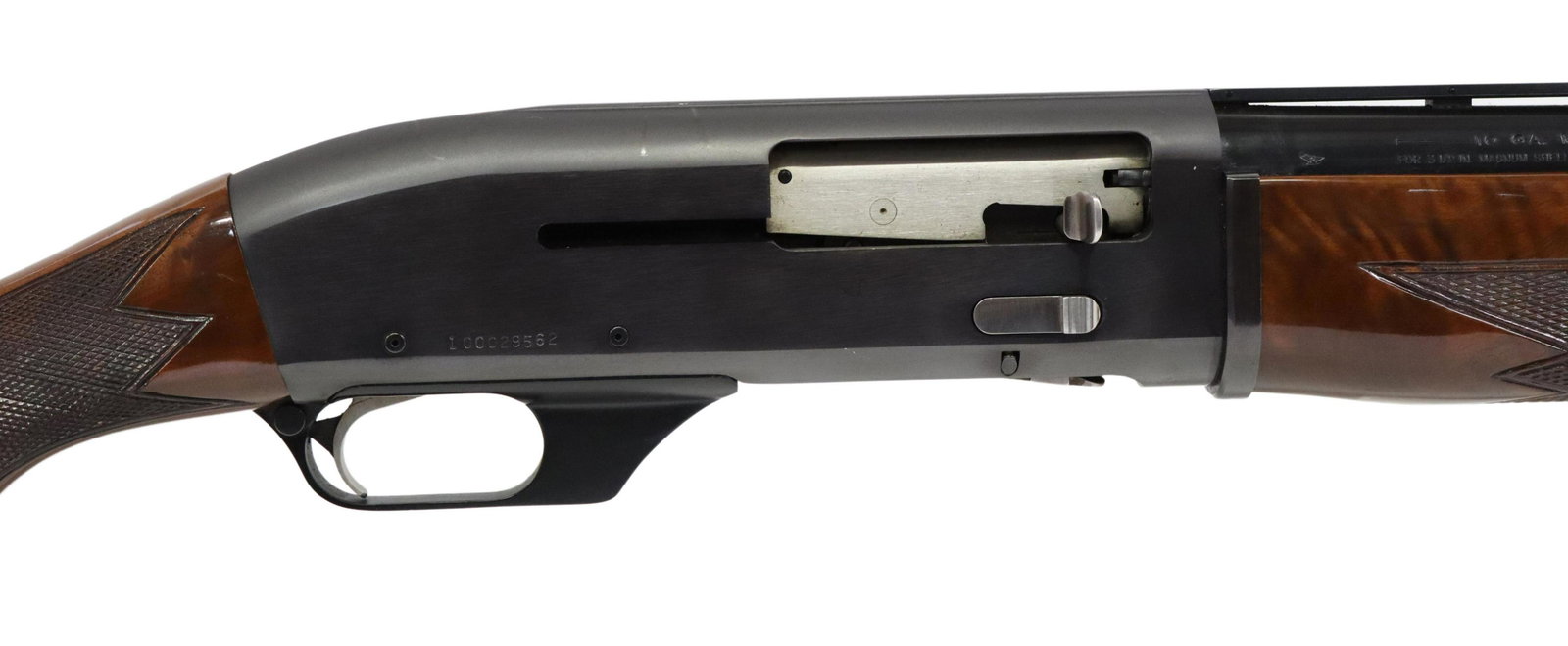 ITHACA MODEL 10MAG SHOTGUN, 10 GAUGE: Ithaca Model MAG10 shotgun, auto load, 10 gauge, 3.4" chamber, 31.5" vent rib full choke barrel with white bead front sight, figured gloss checkered wood stock, two sling posts, recoil pad,14.1/8 LOP,